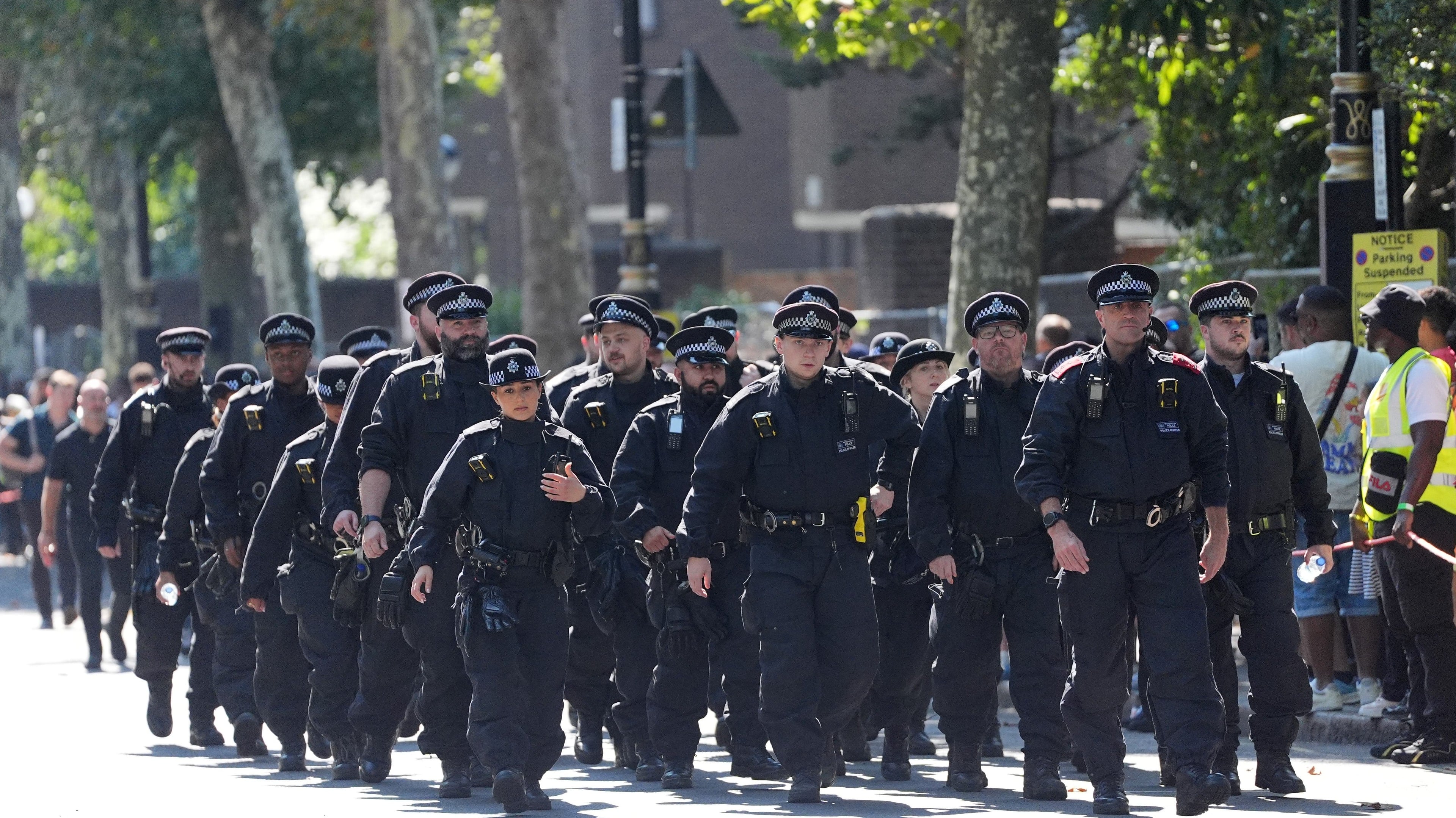 Notting Hill Carnival to proceed with 7,000 police officers amid safety checks