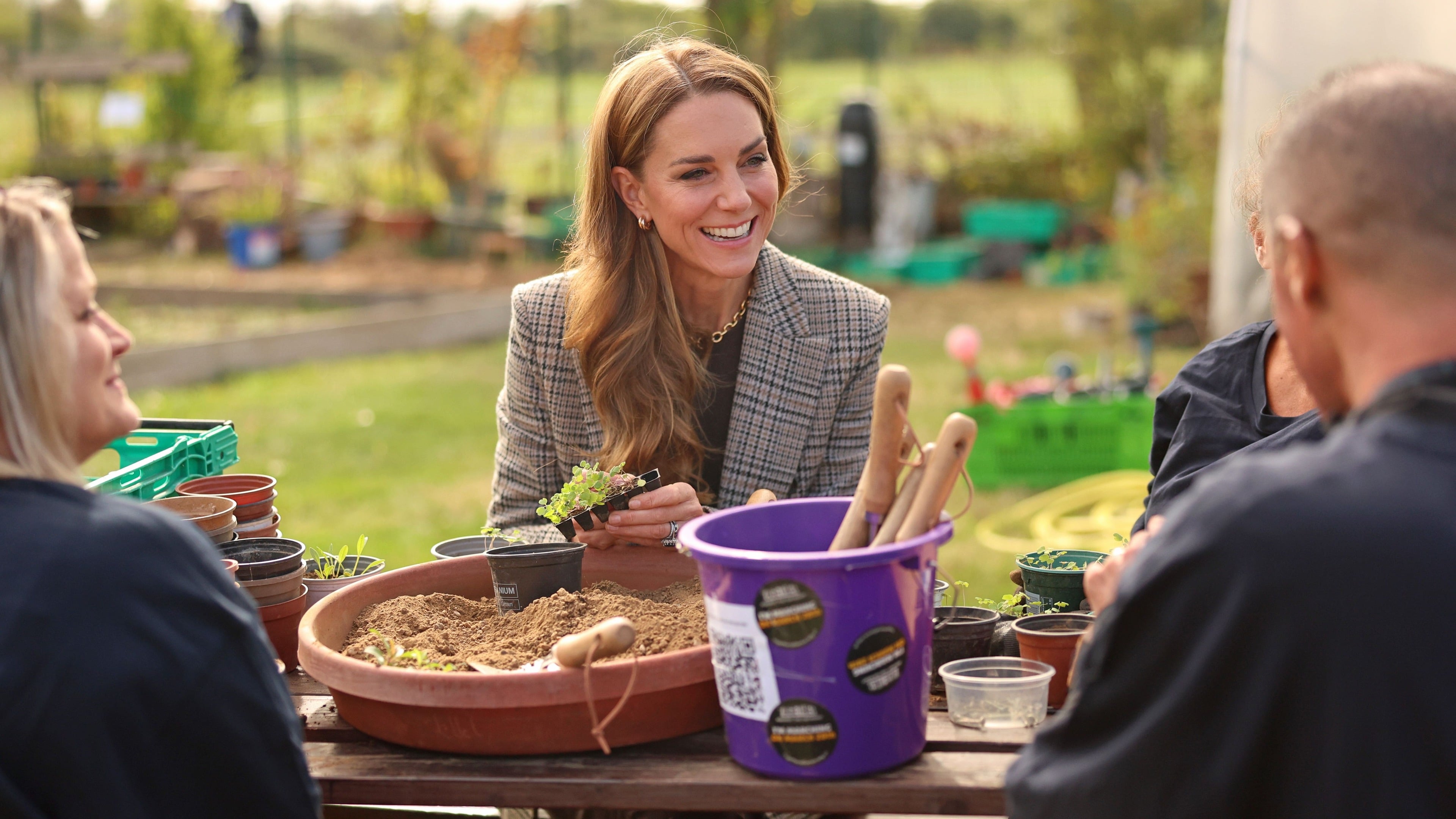Kate shows green-fingered side during visit to charity garden initiative