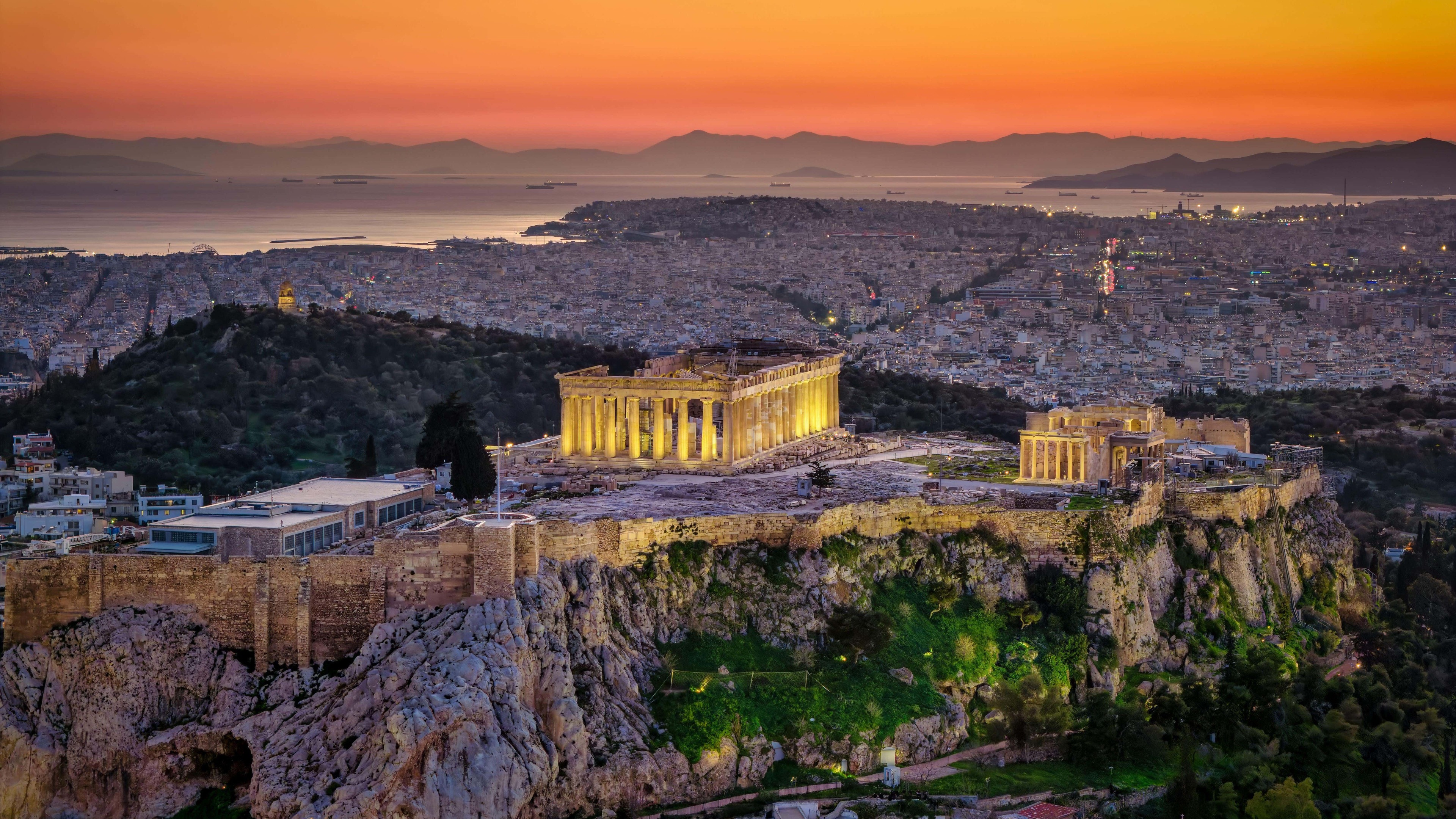 Arrest in Athens after death of Scots woman whose body was found in suitcase