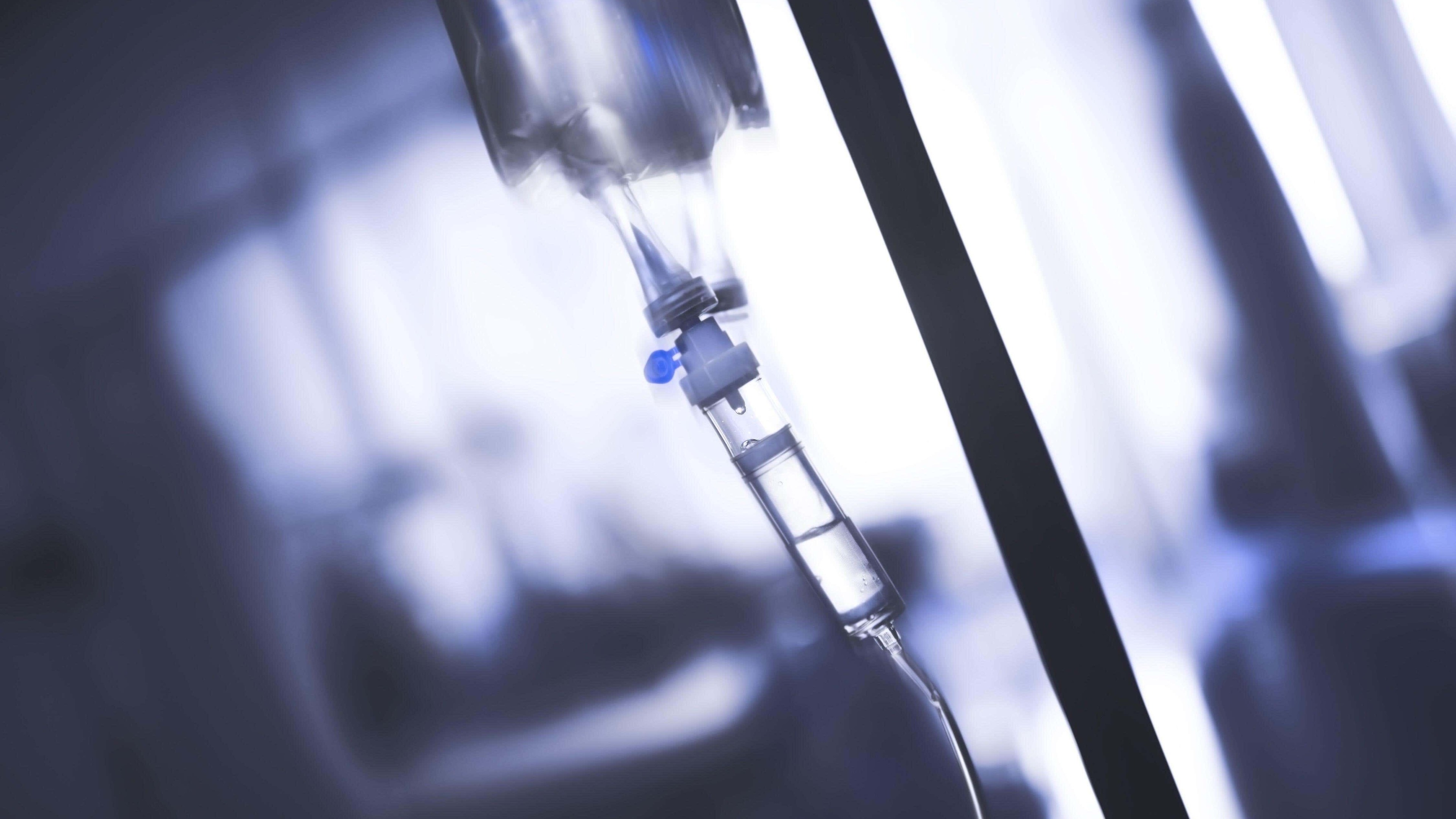 Targeted drug shows promise for people with advanced bowel cancer in early trial