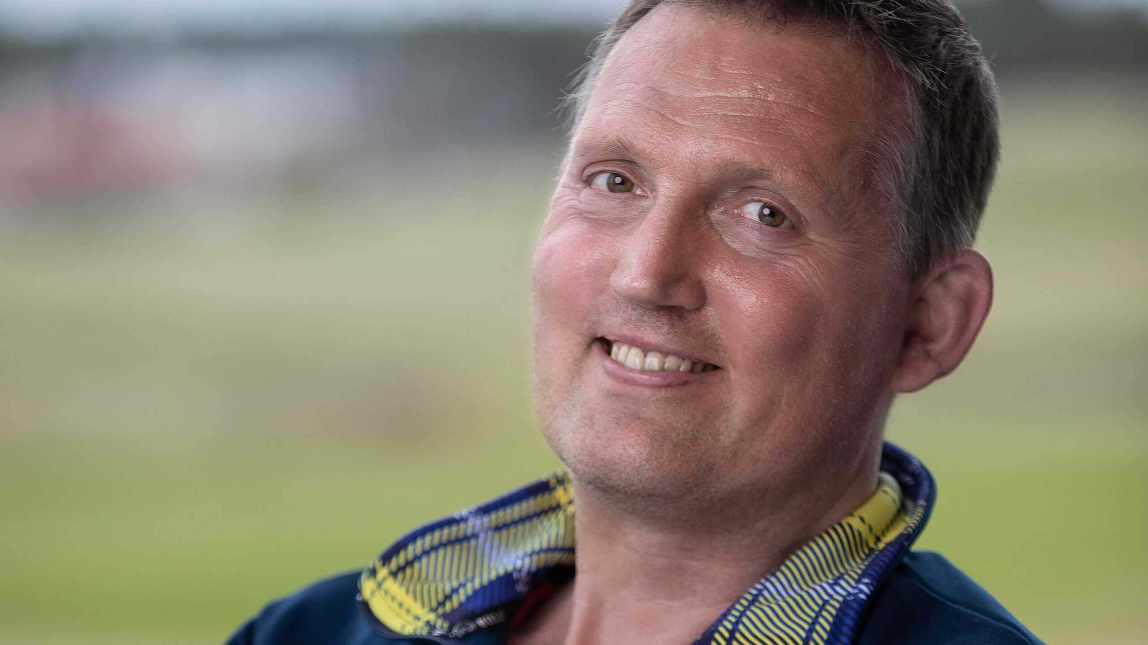 Dentists and GPs to be trained to spot early signs of motor neurone disease