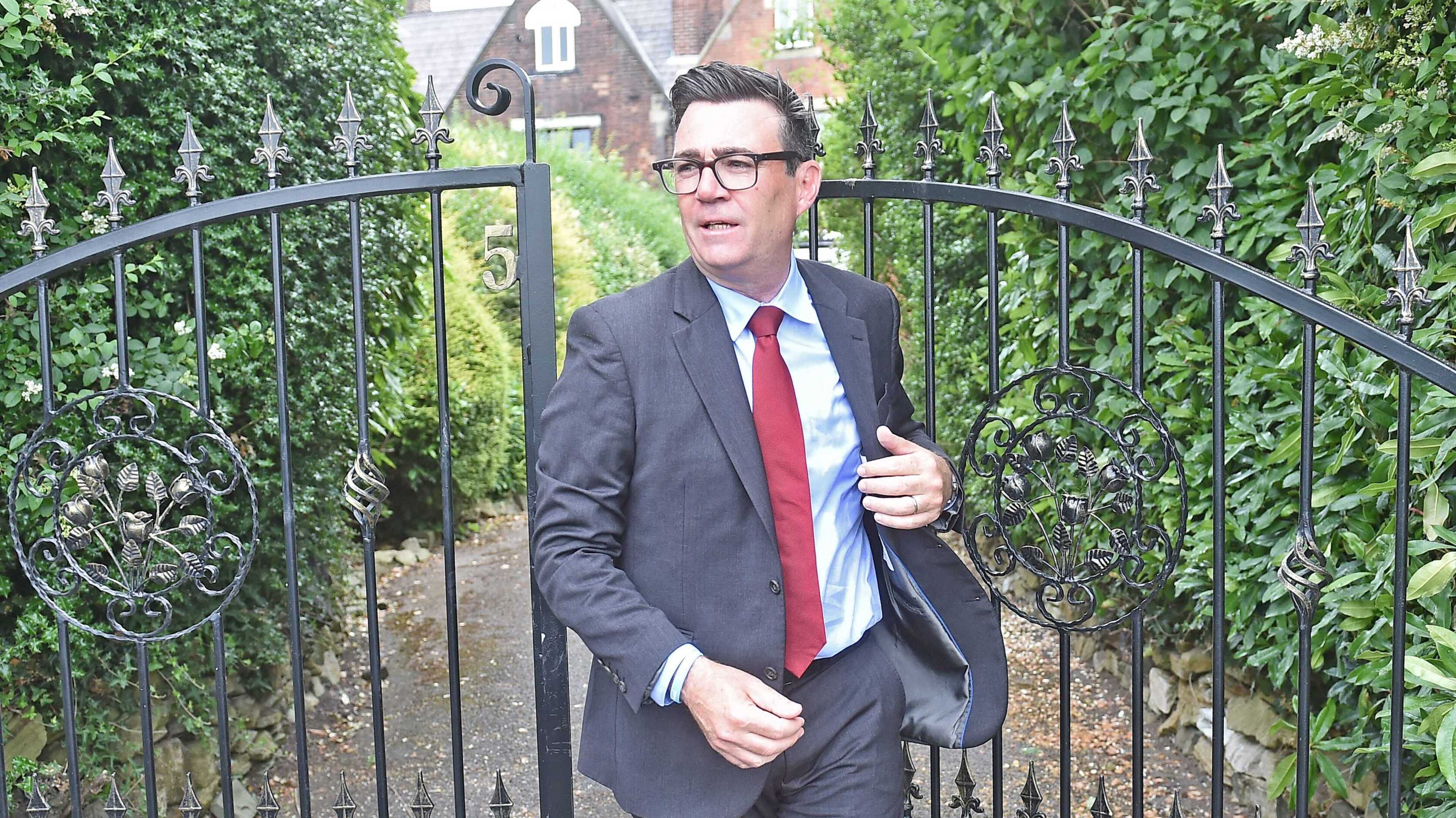 Burnham to pledge ‘circuit-breaker’ for Britain in devolution and economy speech