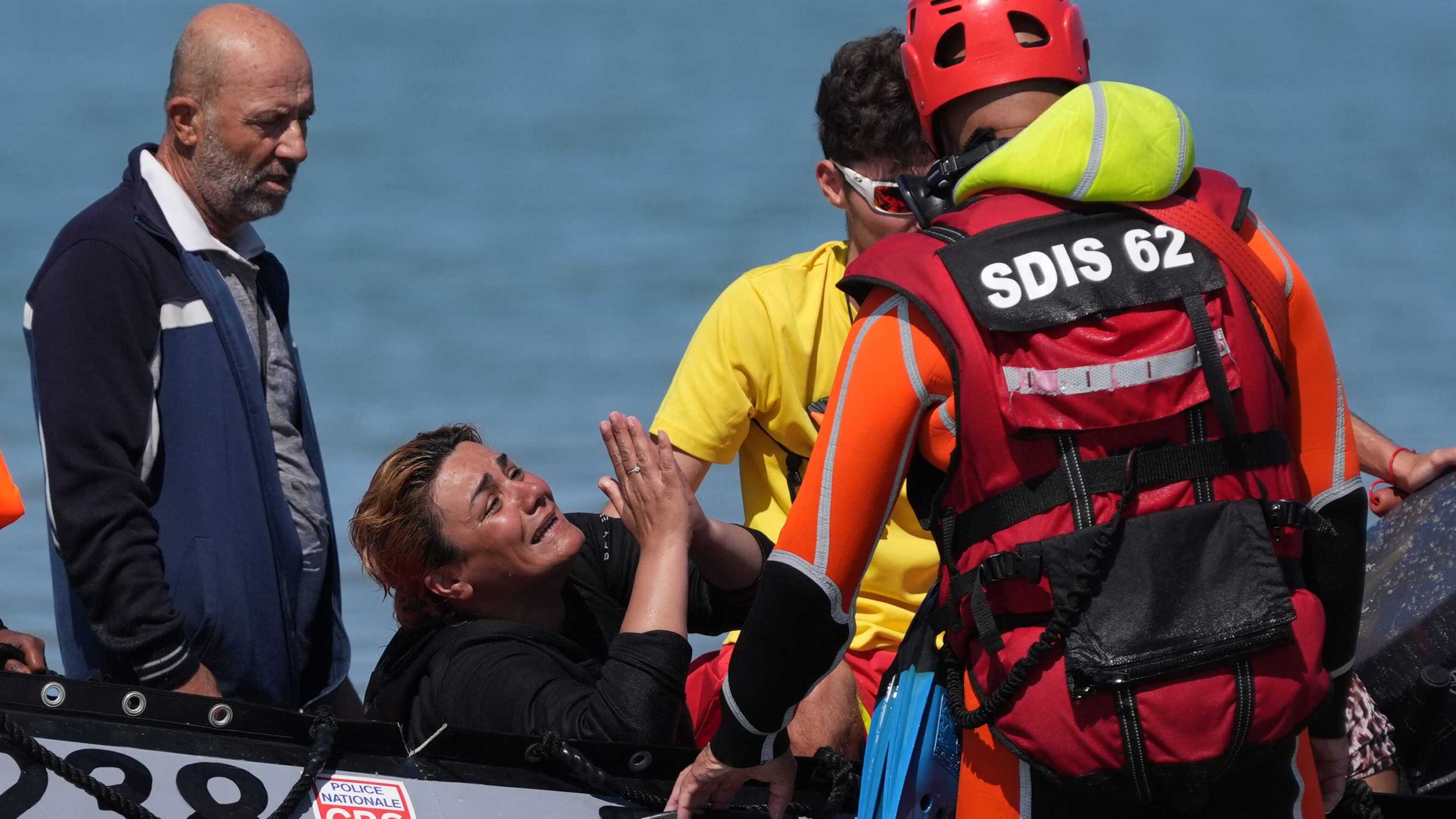 Woman appeals to board migrant boat during busy Channel crossings day