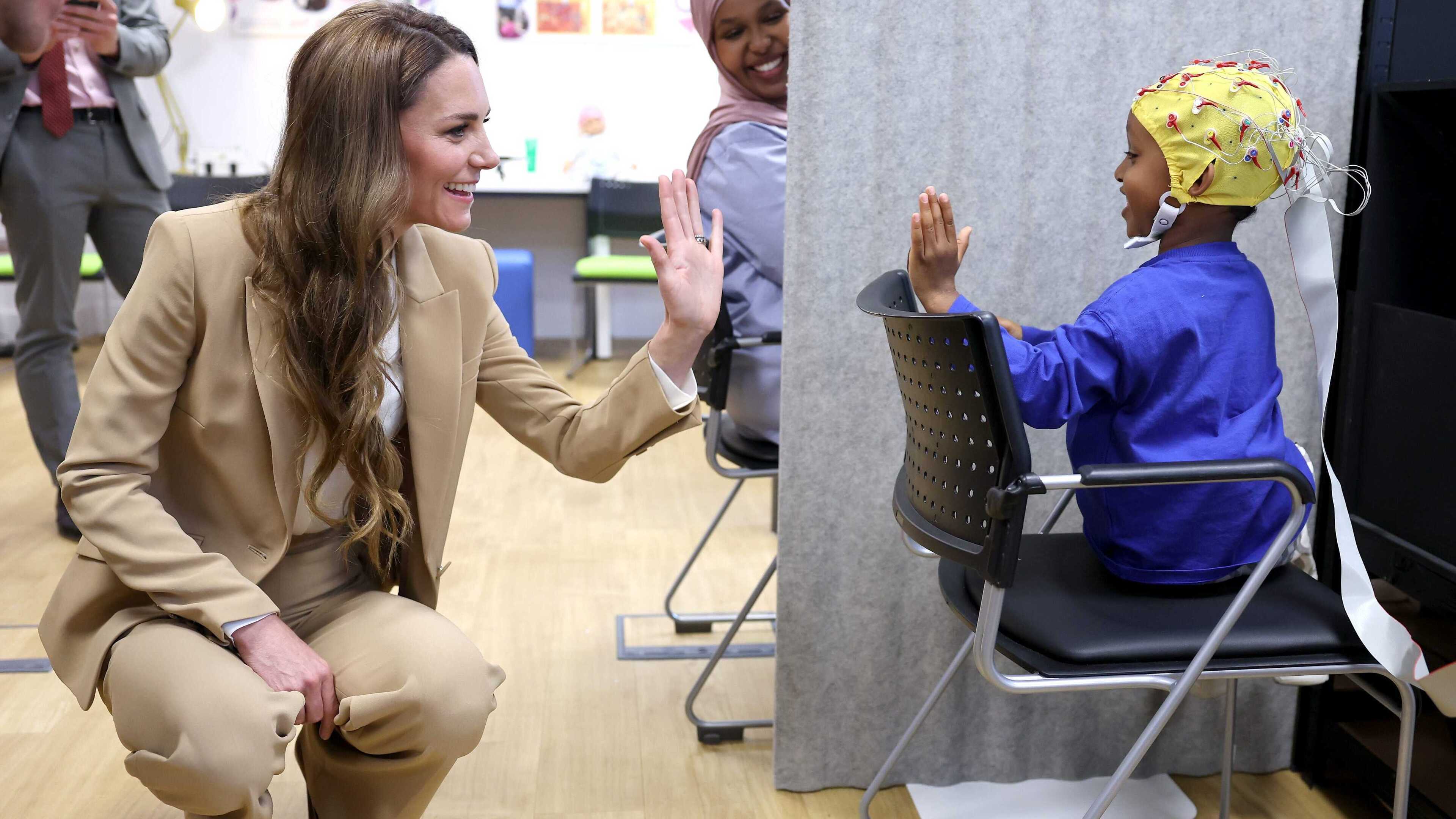 Kate meets youngsters taking part in early years research ahead of royal tour