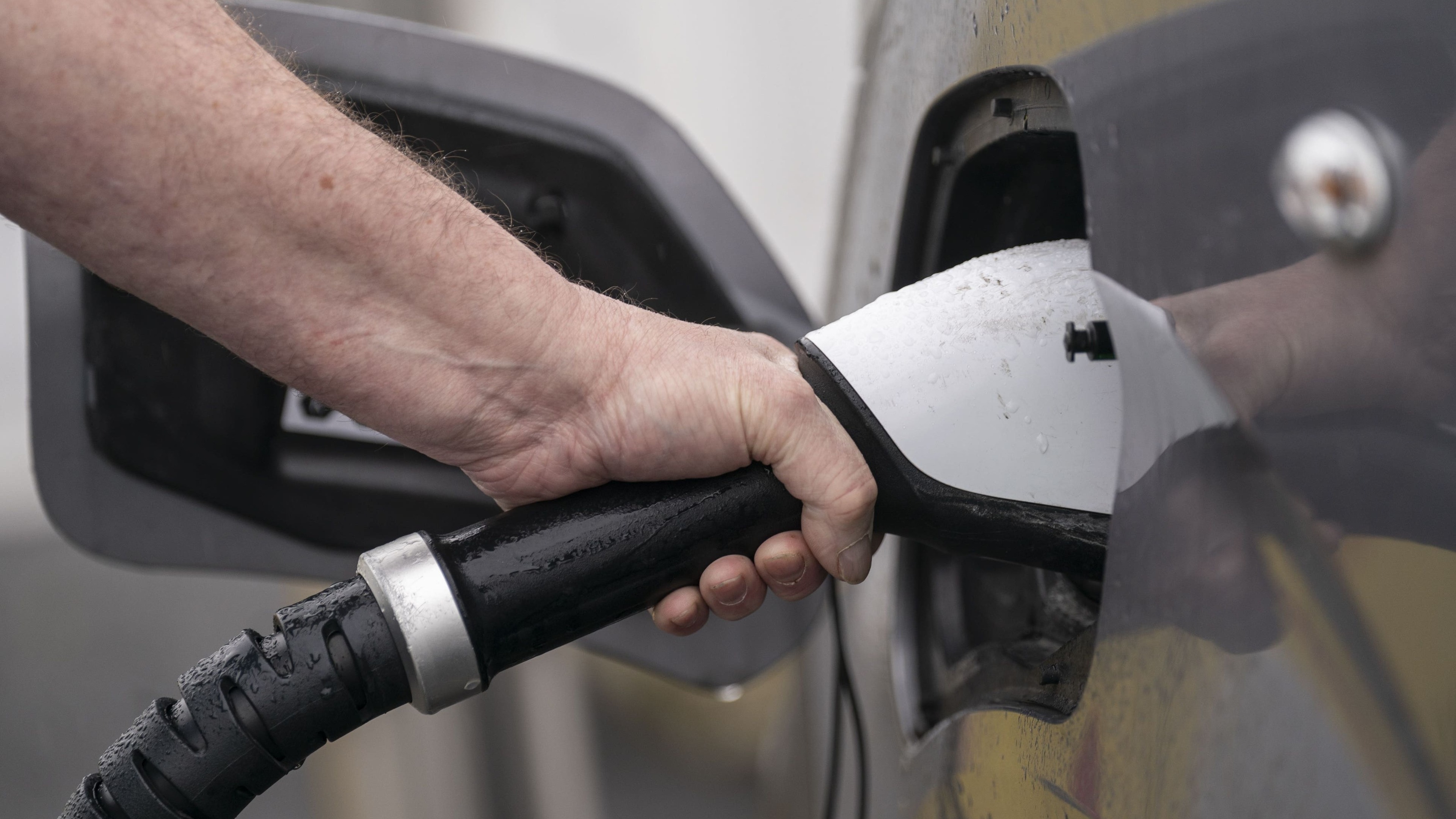 Electric transition hits ‘landmark moment’ with more than 2m EVs on road