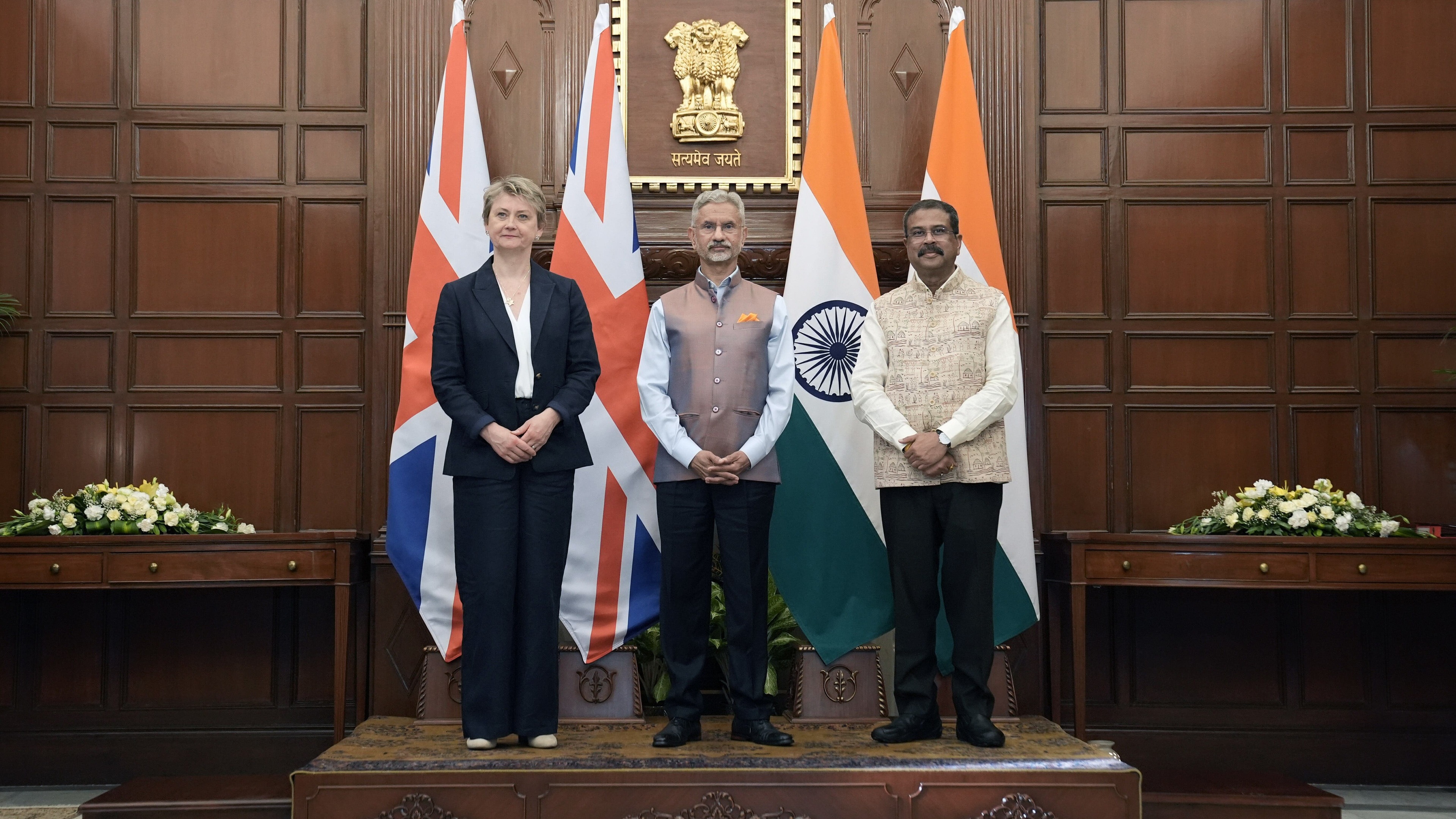 UK invites India’s Modi to Glasgow Commonwealth Games during Delhi talks