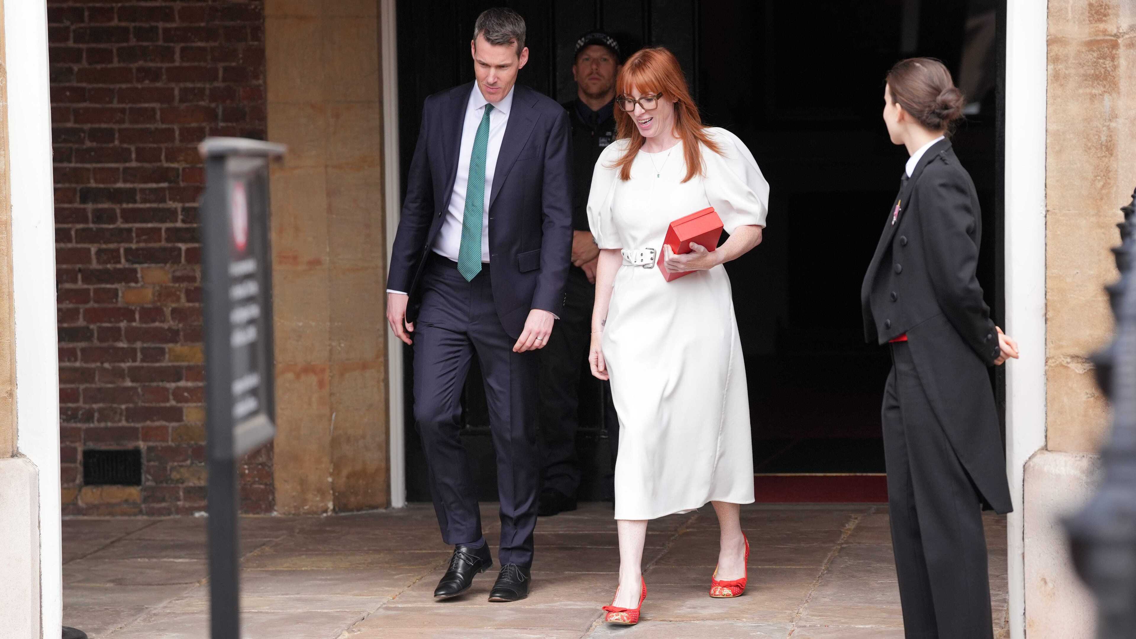 Rayner defends accepting £17k severance payment after return to Government