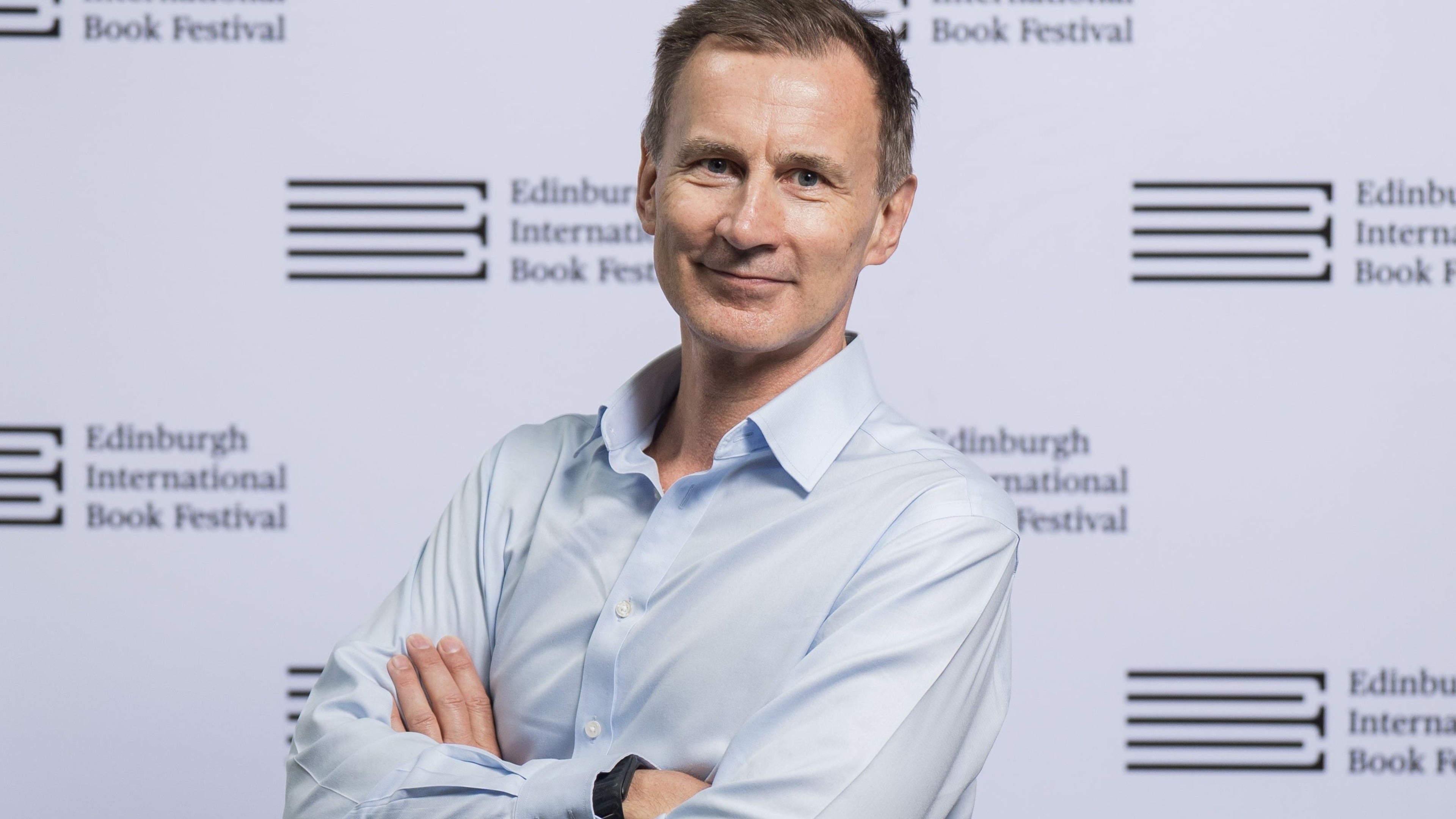 Jeremy Hunt urges reducing UK benefits spending to 2019 levels