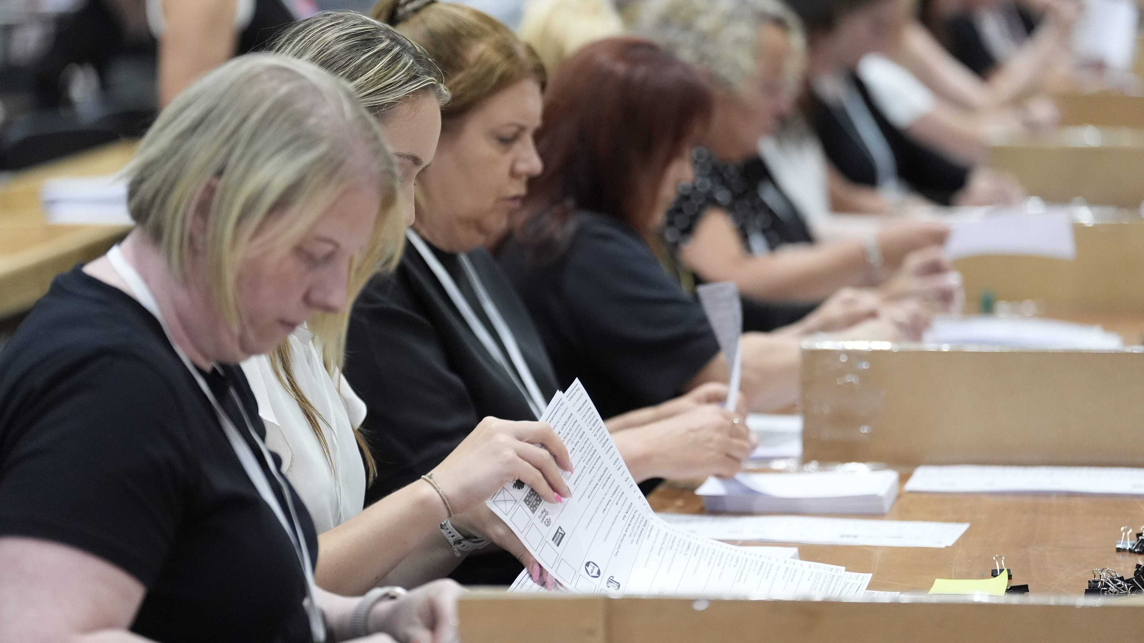 Votes being counted in Makerfield contest which could pave way for Burnham PM bid