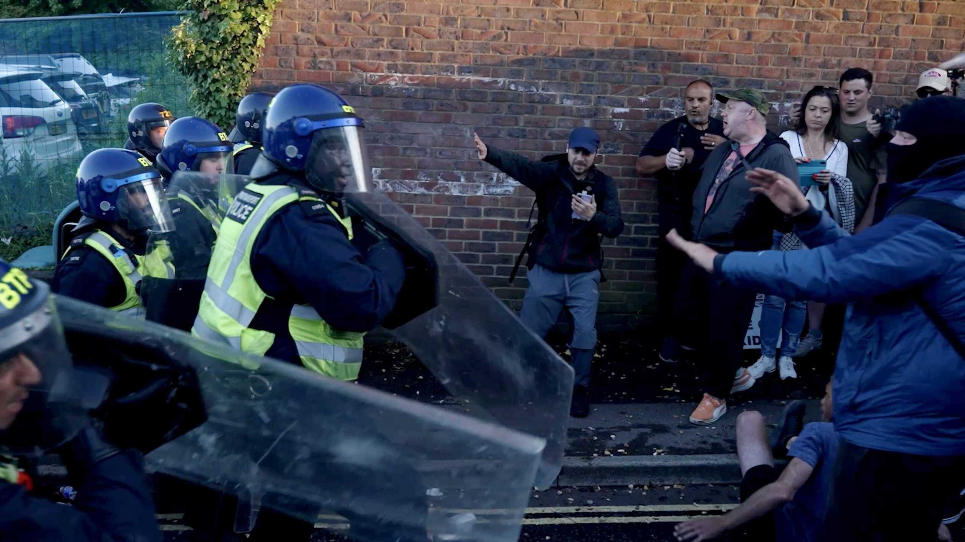 Keir Starmer condemns attacks on police during Henry Nowak case protests