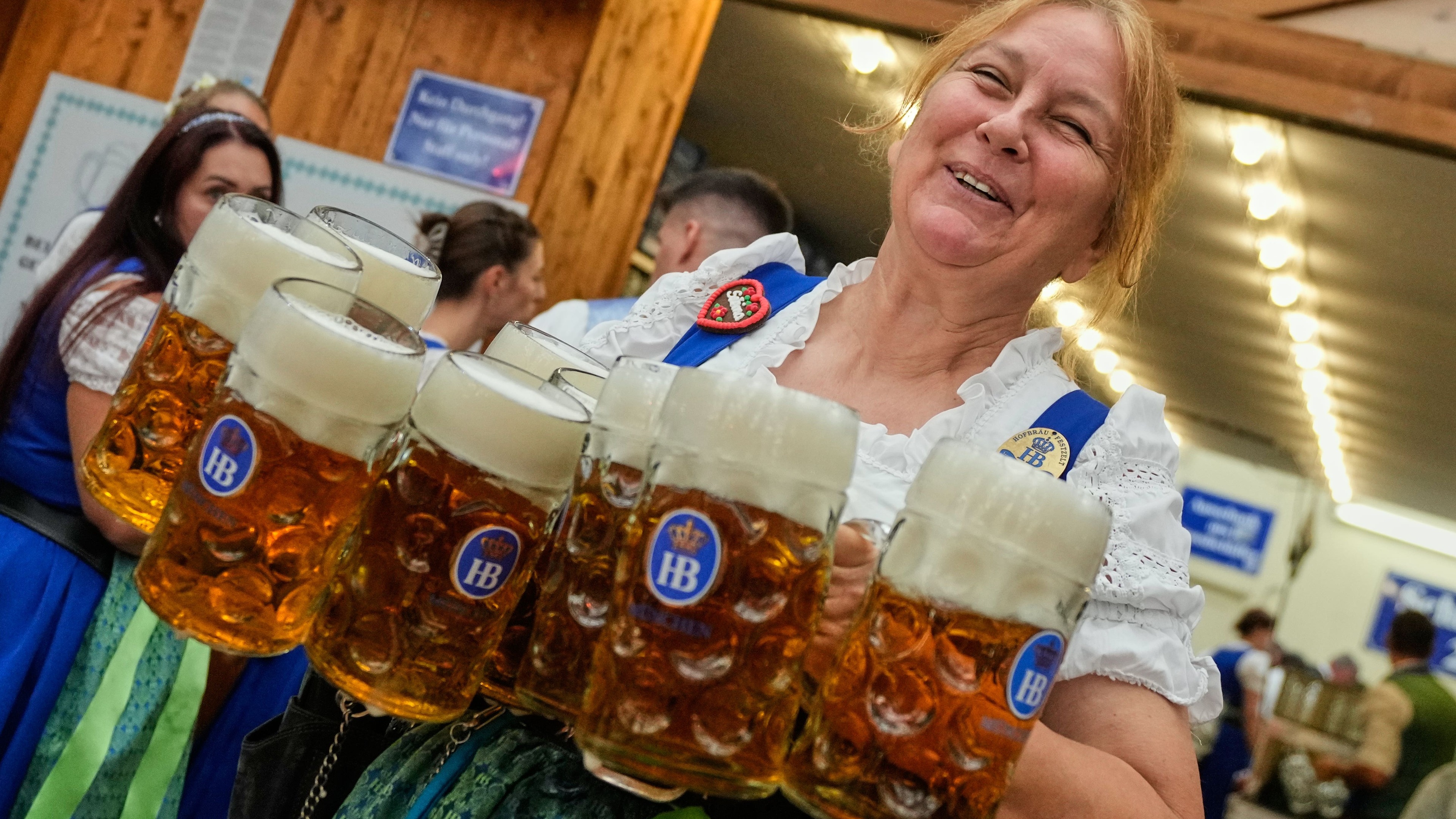 Munich Oktoberfest begins with mayor tapping first keg for 191st edition