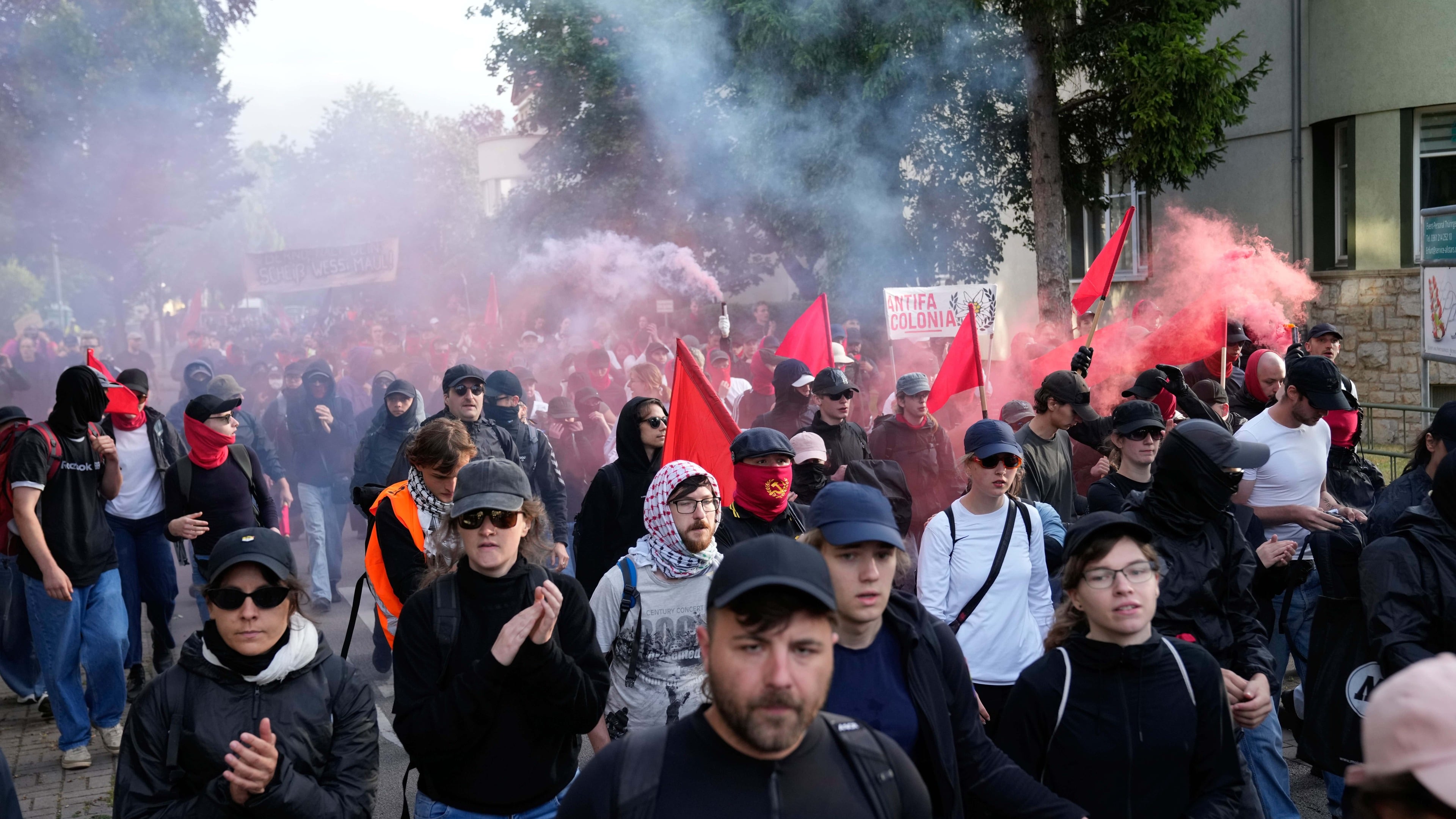 AfD elects leaders amid clashes with protesters at Germany national convention