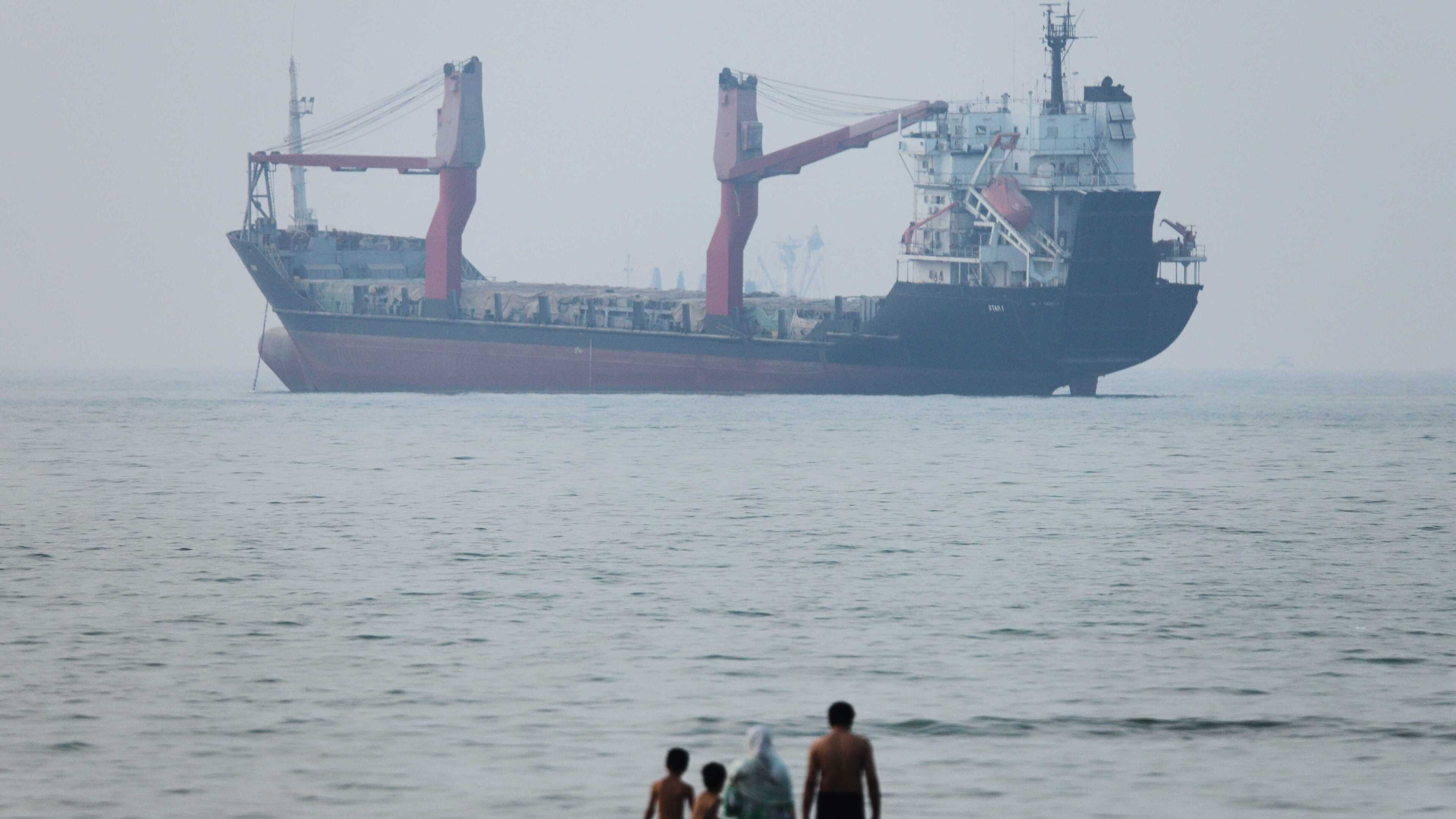 US and Iran compete for influence in the Strait of Hormuz