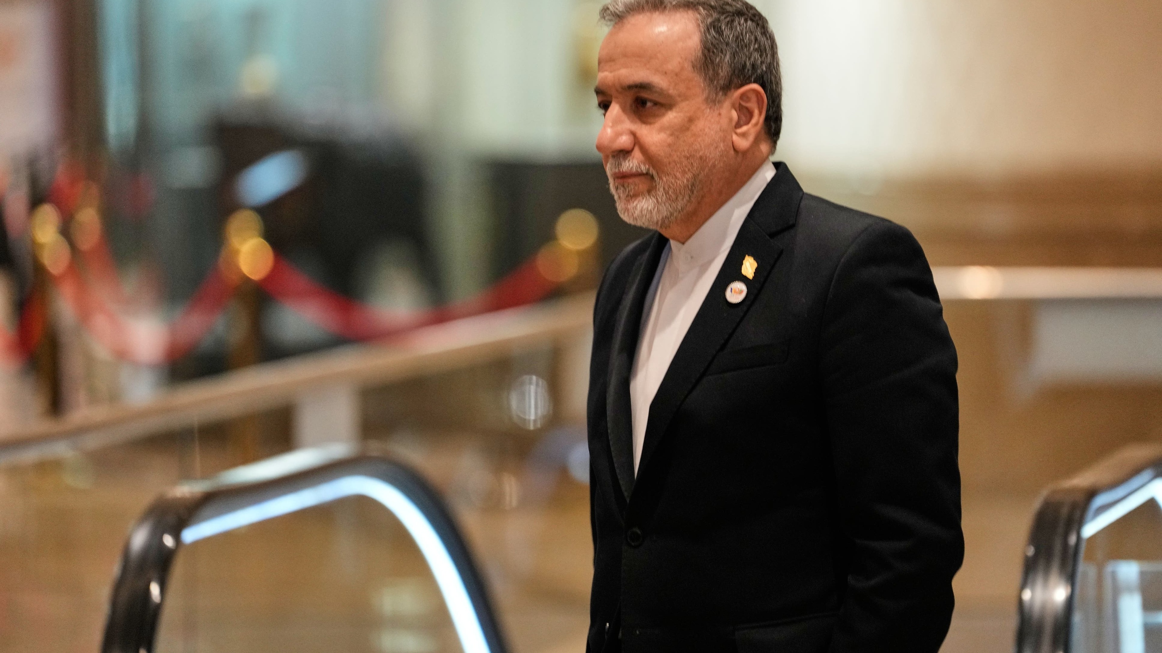 Lack of trust impeding talks to end war with US, says Iran’s top diplomat