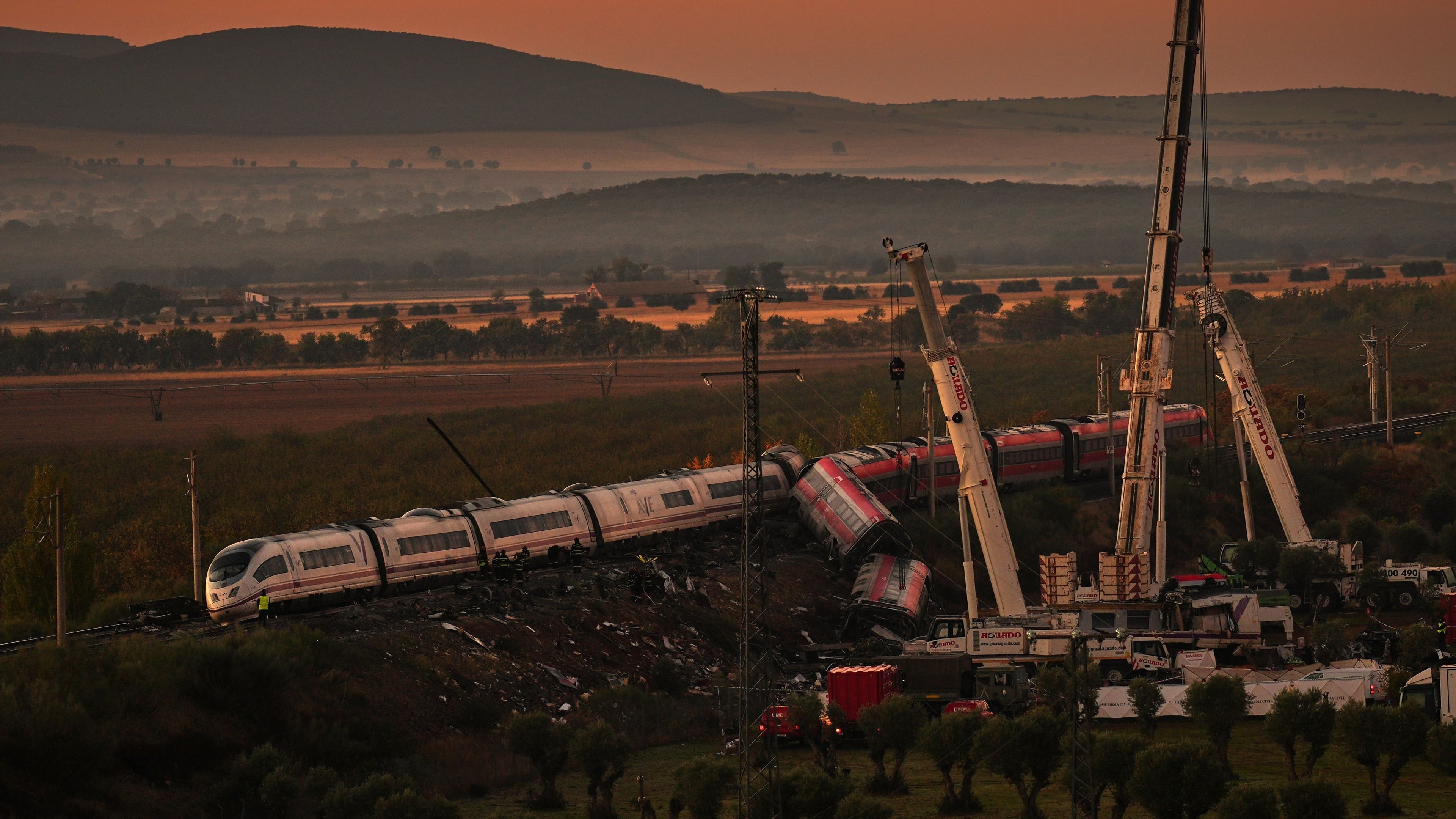 Court Takes Charge, Orders Black Boxes Seized in Renfe Crash