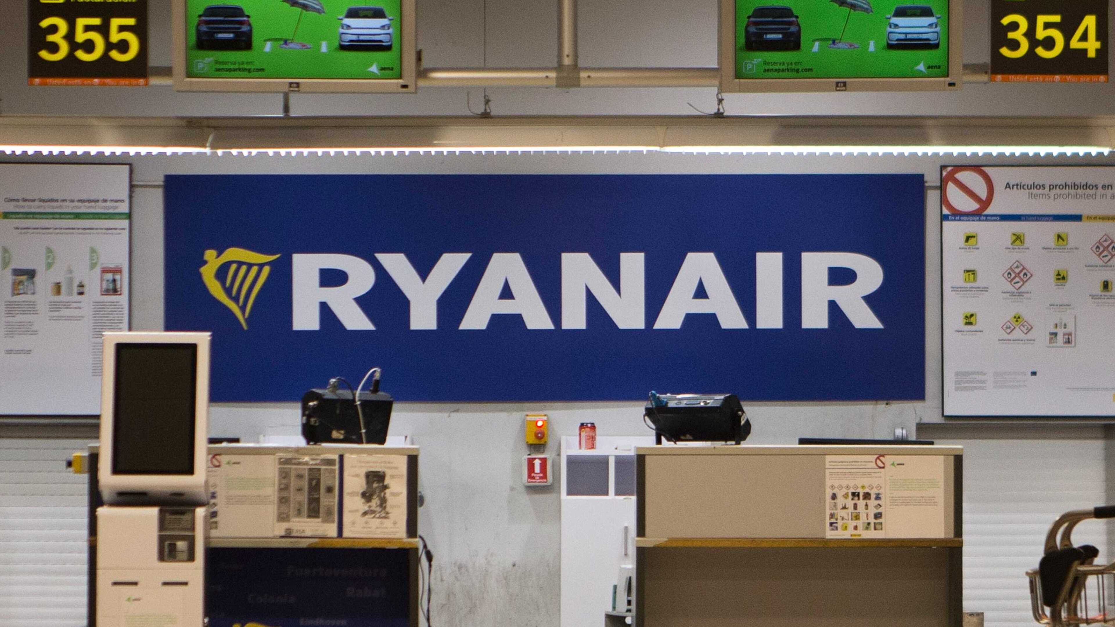 Passenger injured after window breaks and man is partially sucked out on Greece flight