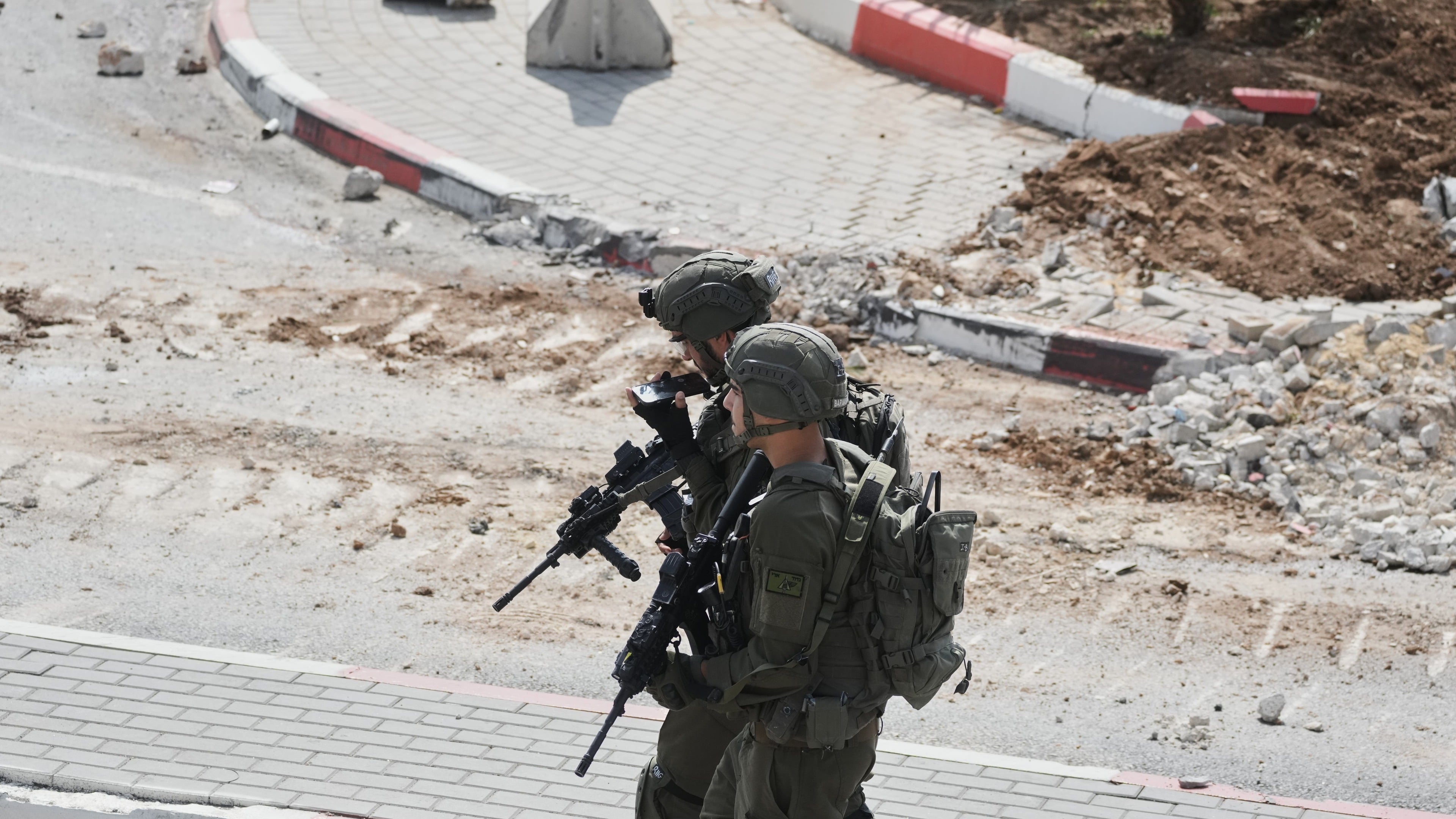 Israeli army carries out massive operation in West Bank ahead of election