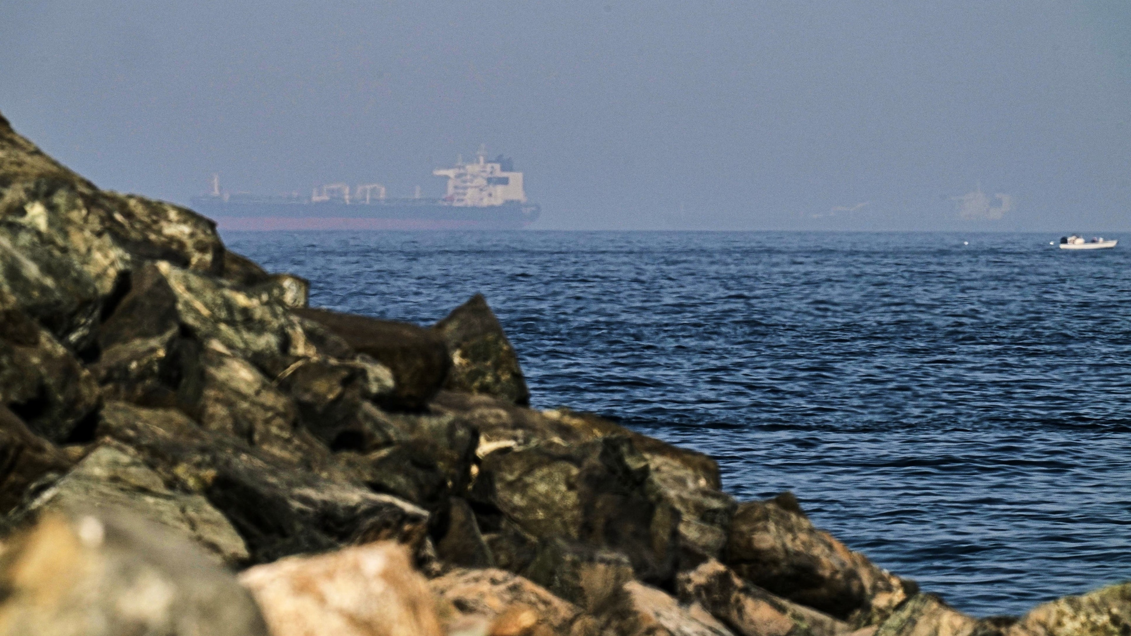 Ship struck by projectiles in Strait of Hormuz