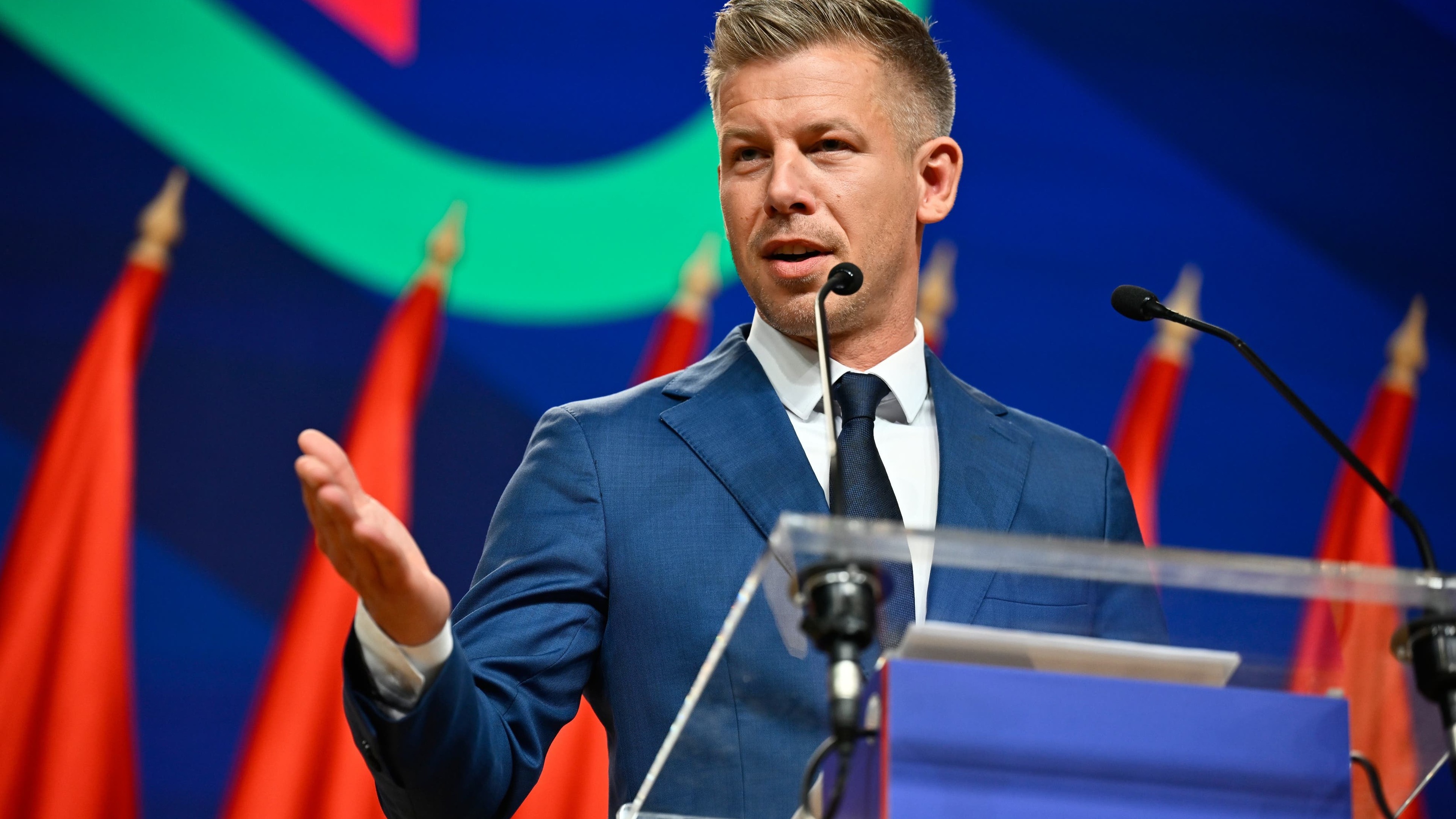 Hungarian election victor ‘would speak with Putin to end war in Ukraine’