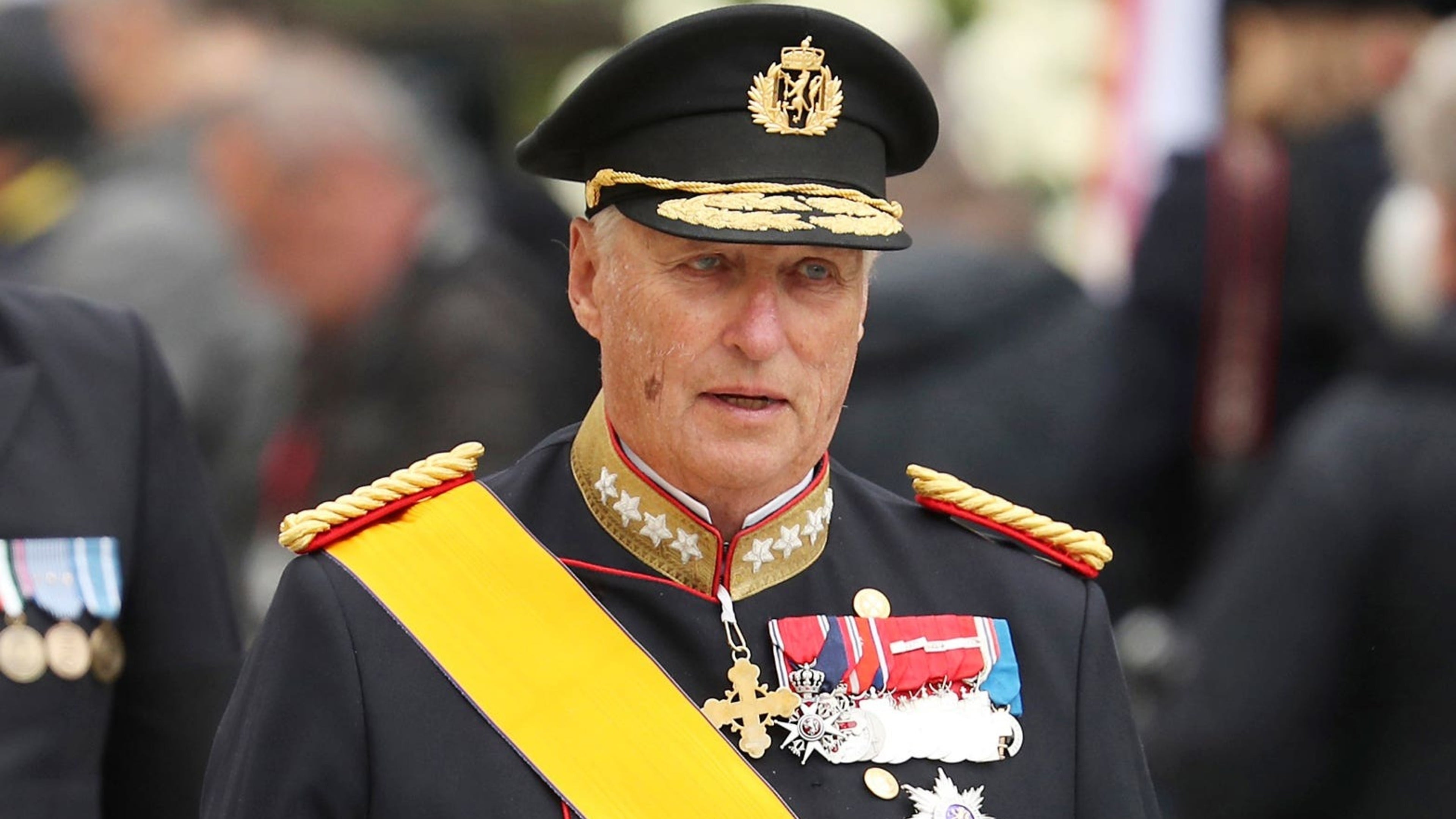 Norwegians hold church memorials for late King Harald V
