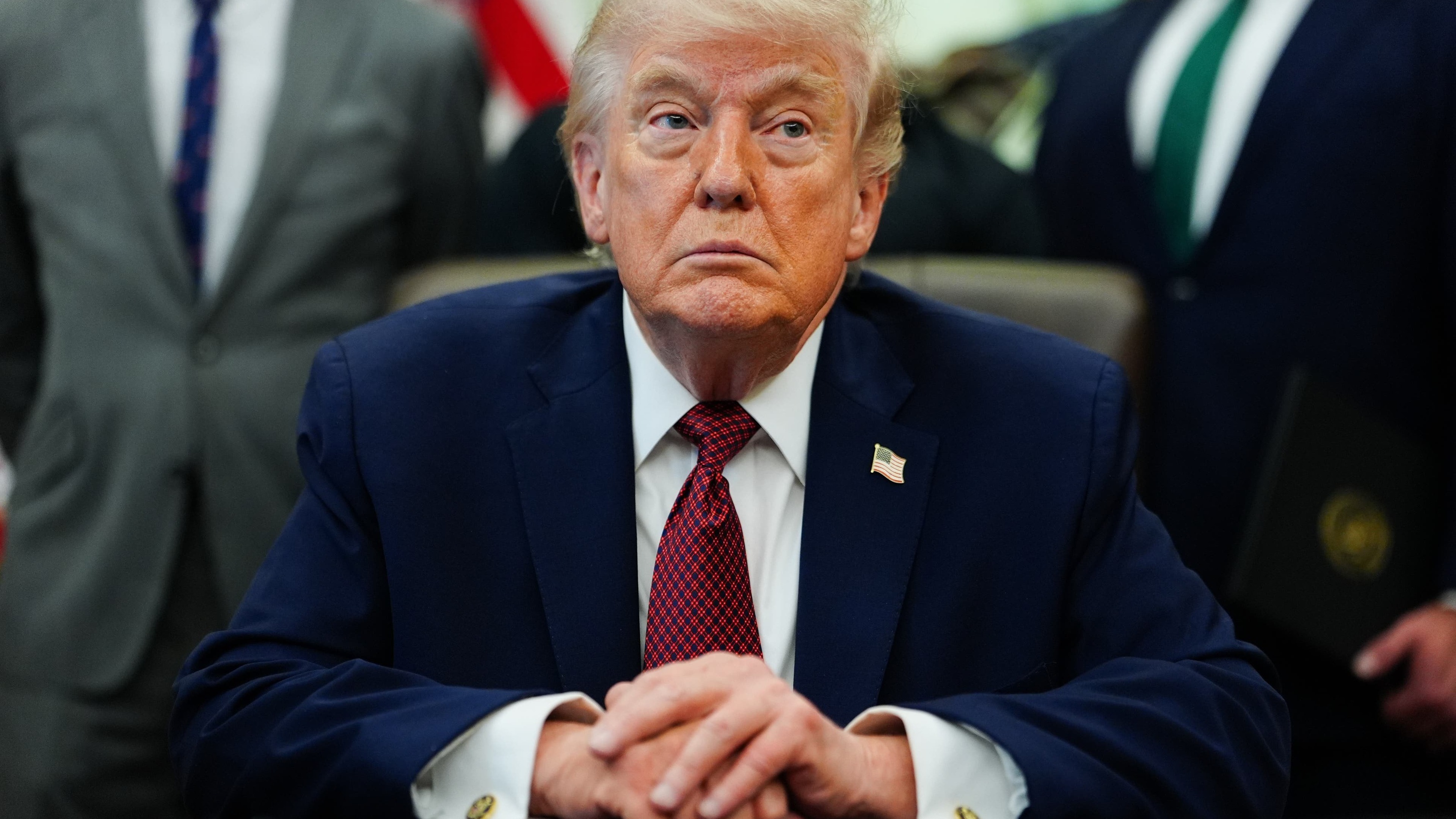Trump says US negotiators heading to Pakistan for talks with Iran