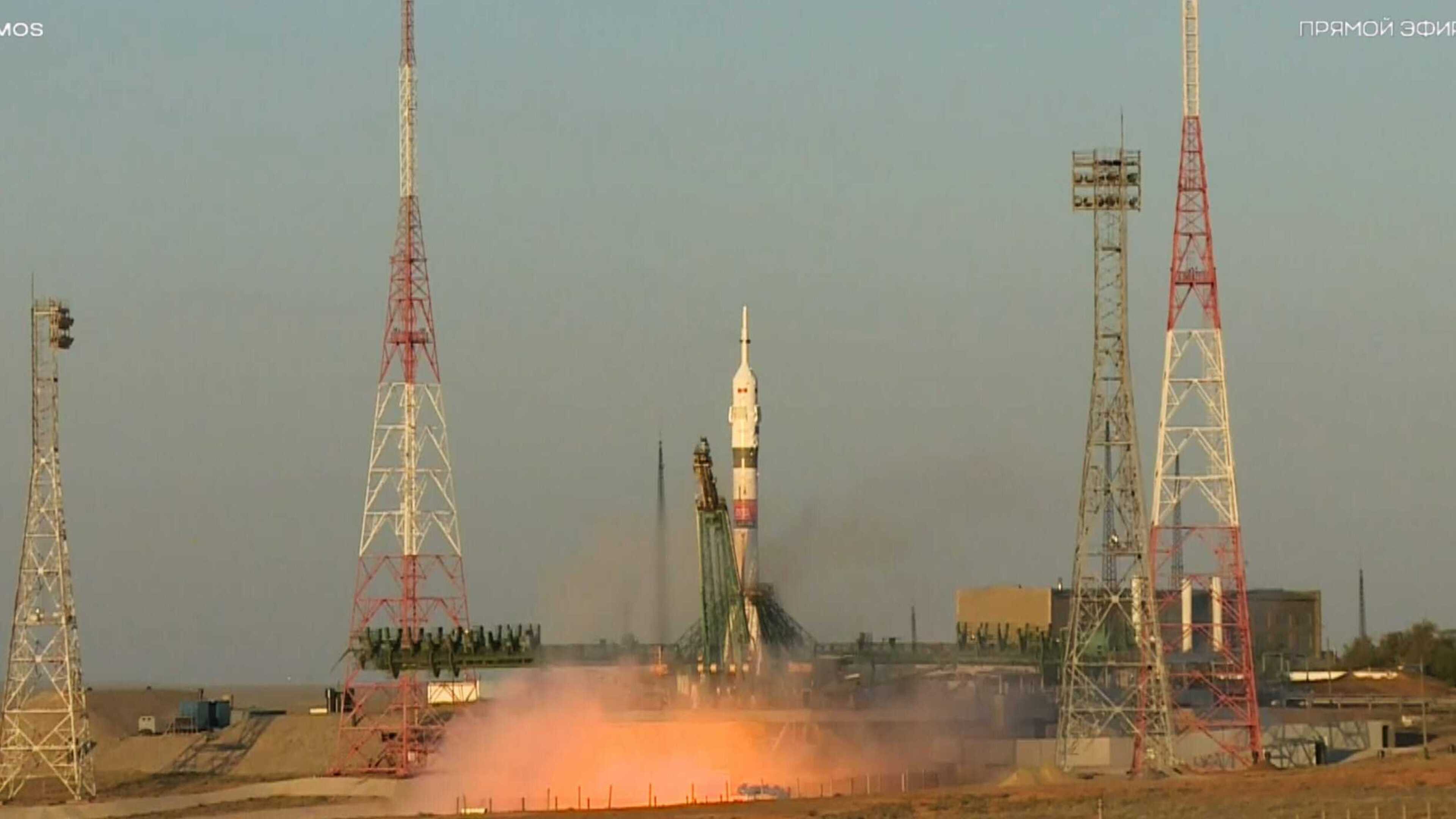 US-Russian crew launches for eight-month International Space Station mission