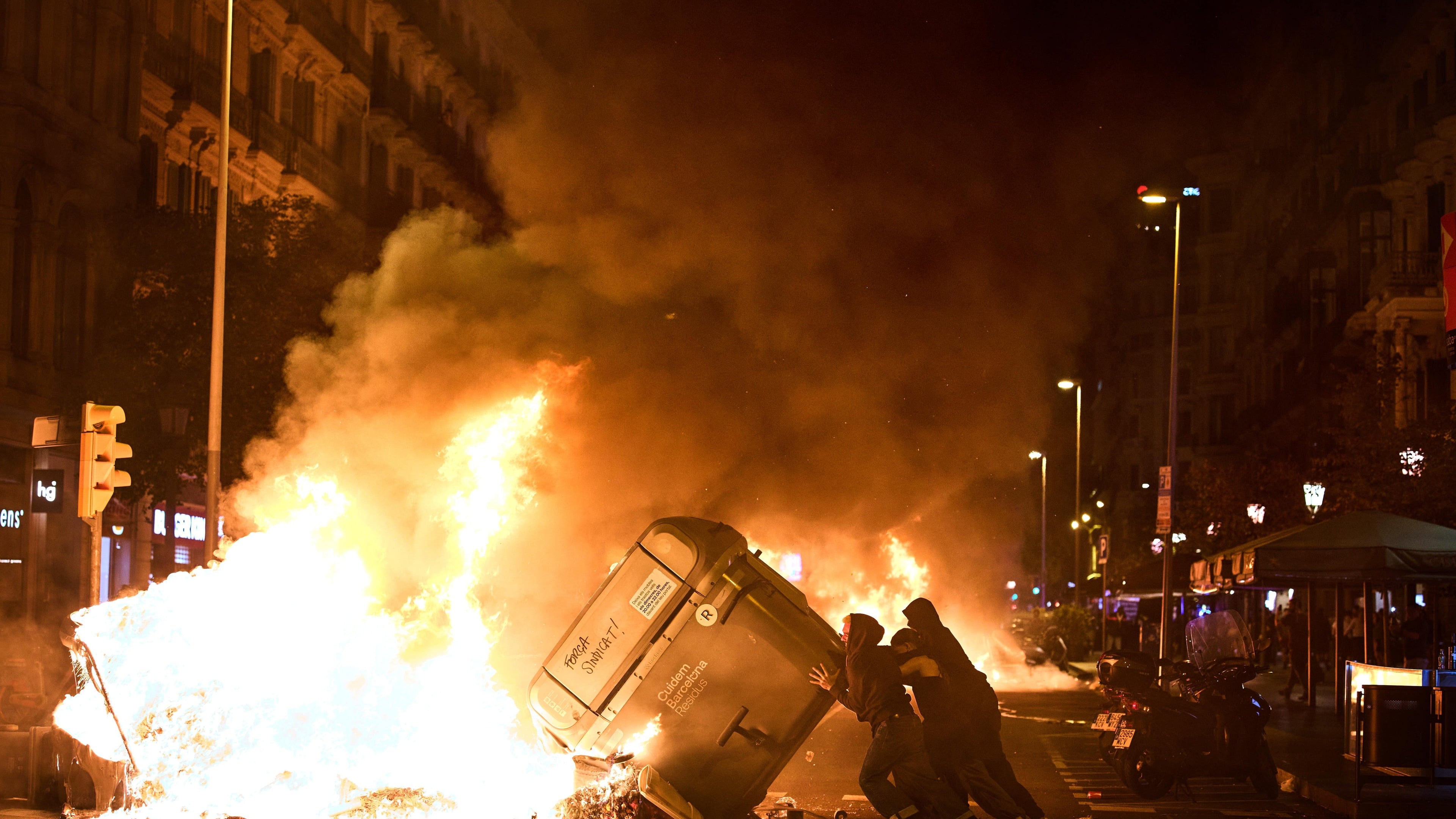 Spain approves urgent housing measures after unrest in Barcelona