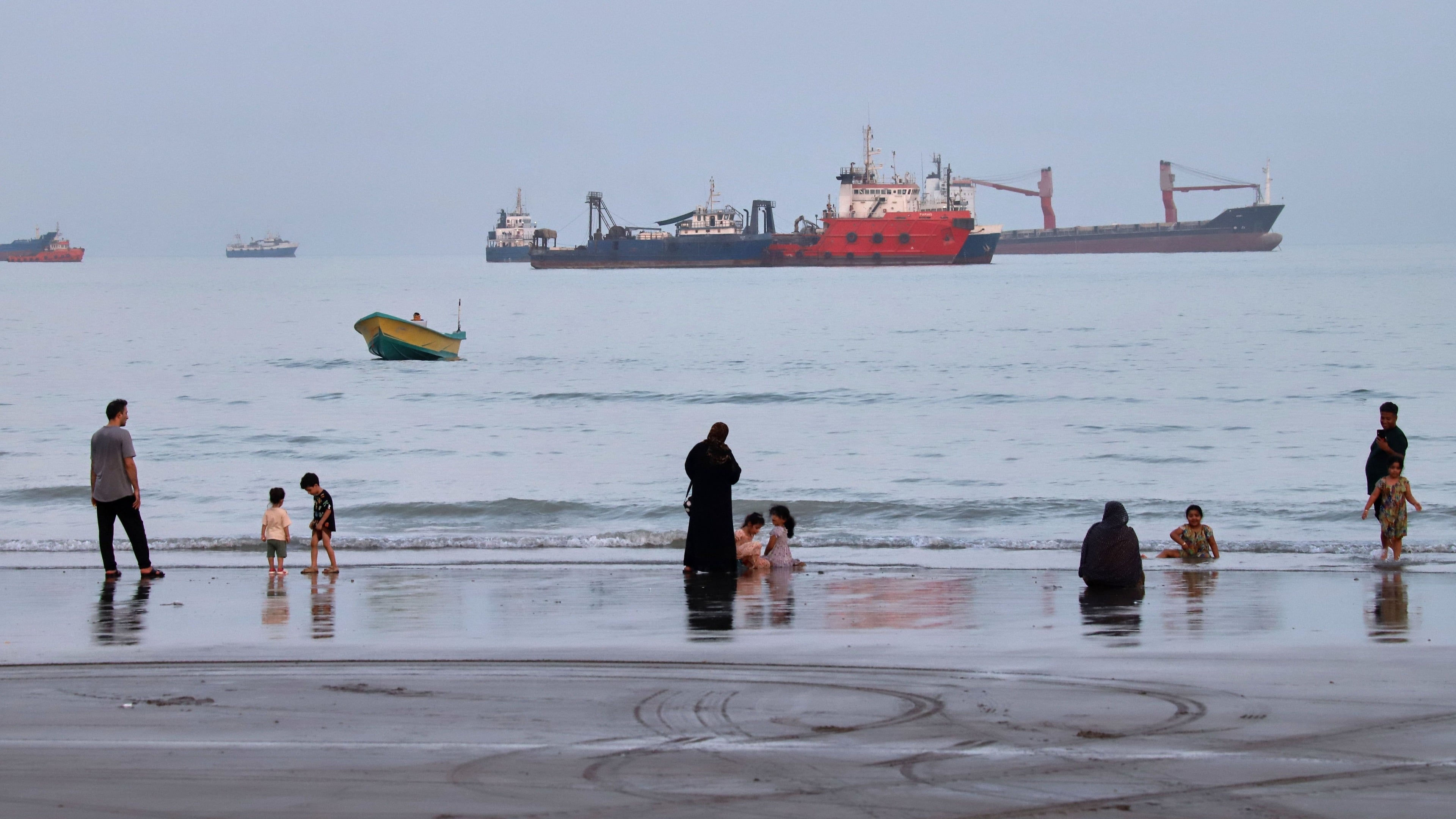 Iran says Qatar holds missing pilots as UAE reports attack near Strait of Hormuz