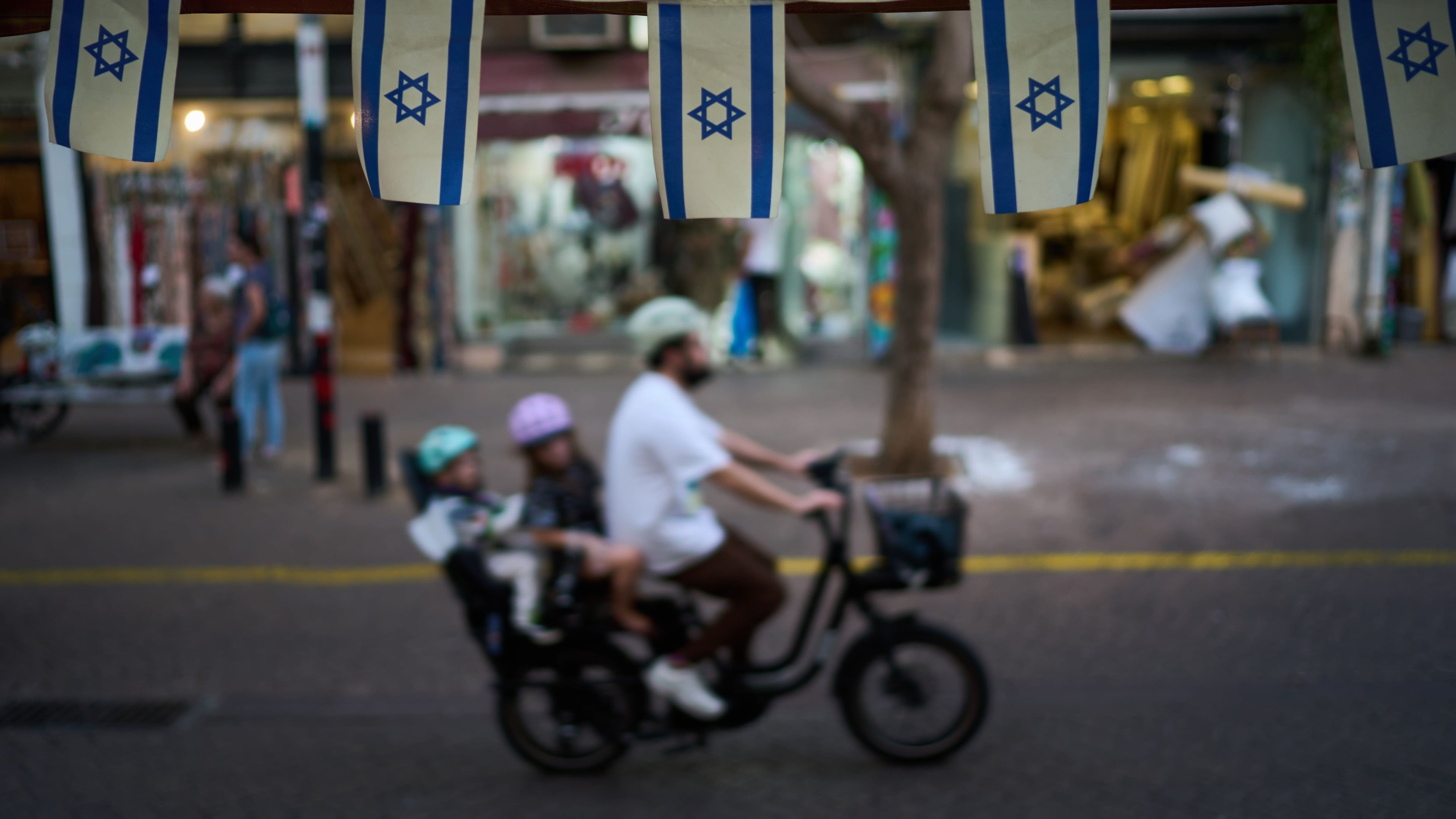 Israelis await final election results amid claim of foreign interference