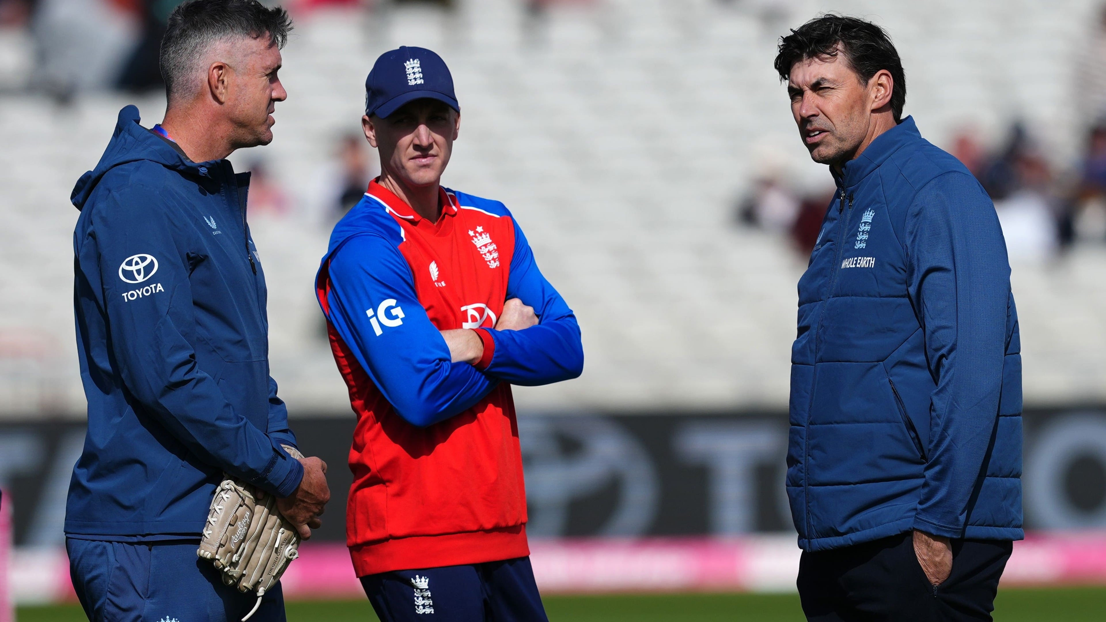Stephen Fleming begins “tour of love” aimed at helping England regain top form