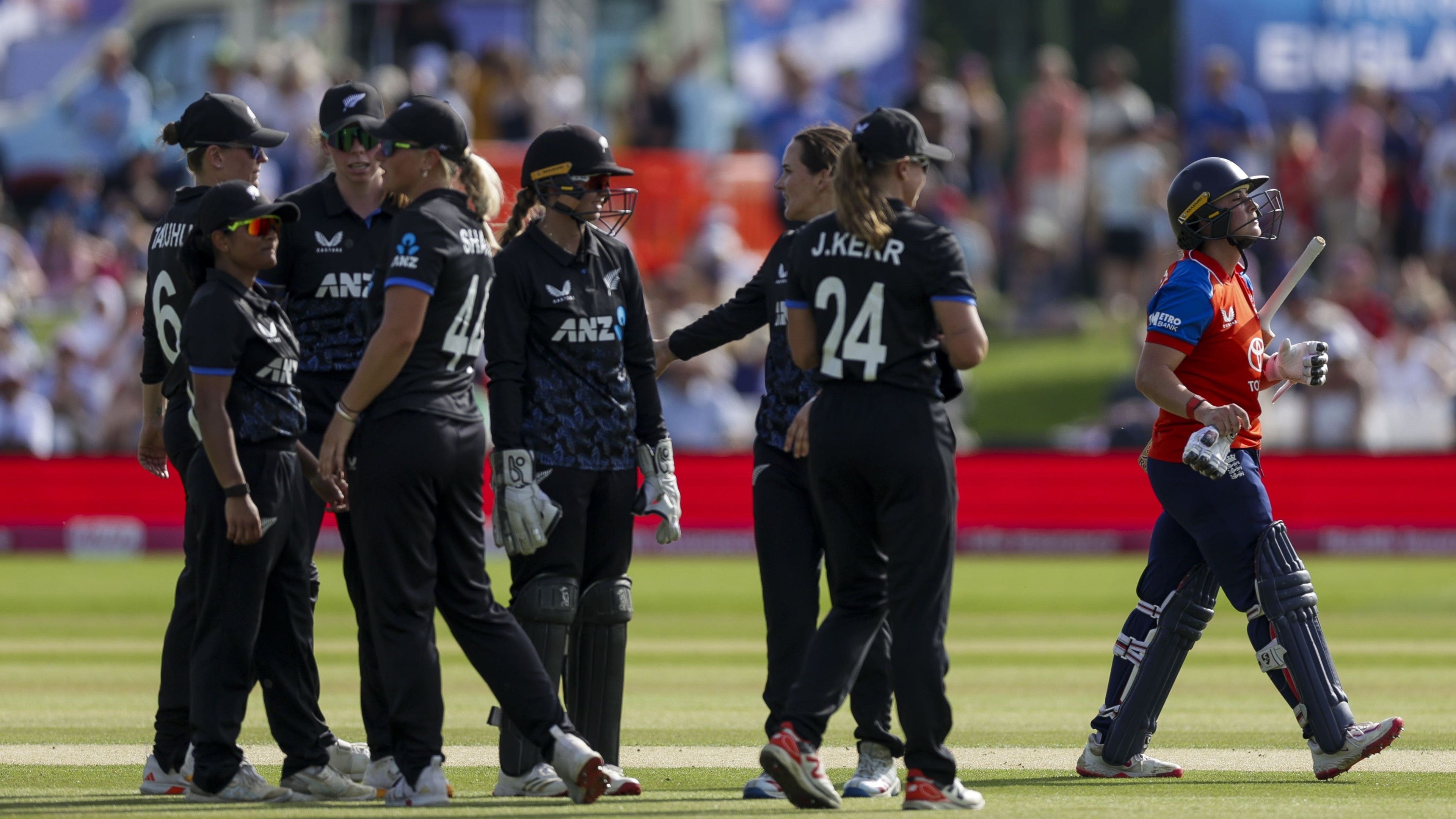 New Zealand recover from early loss to level series against England