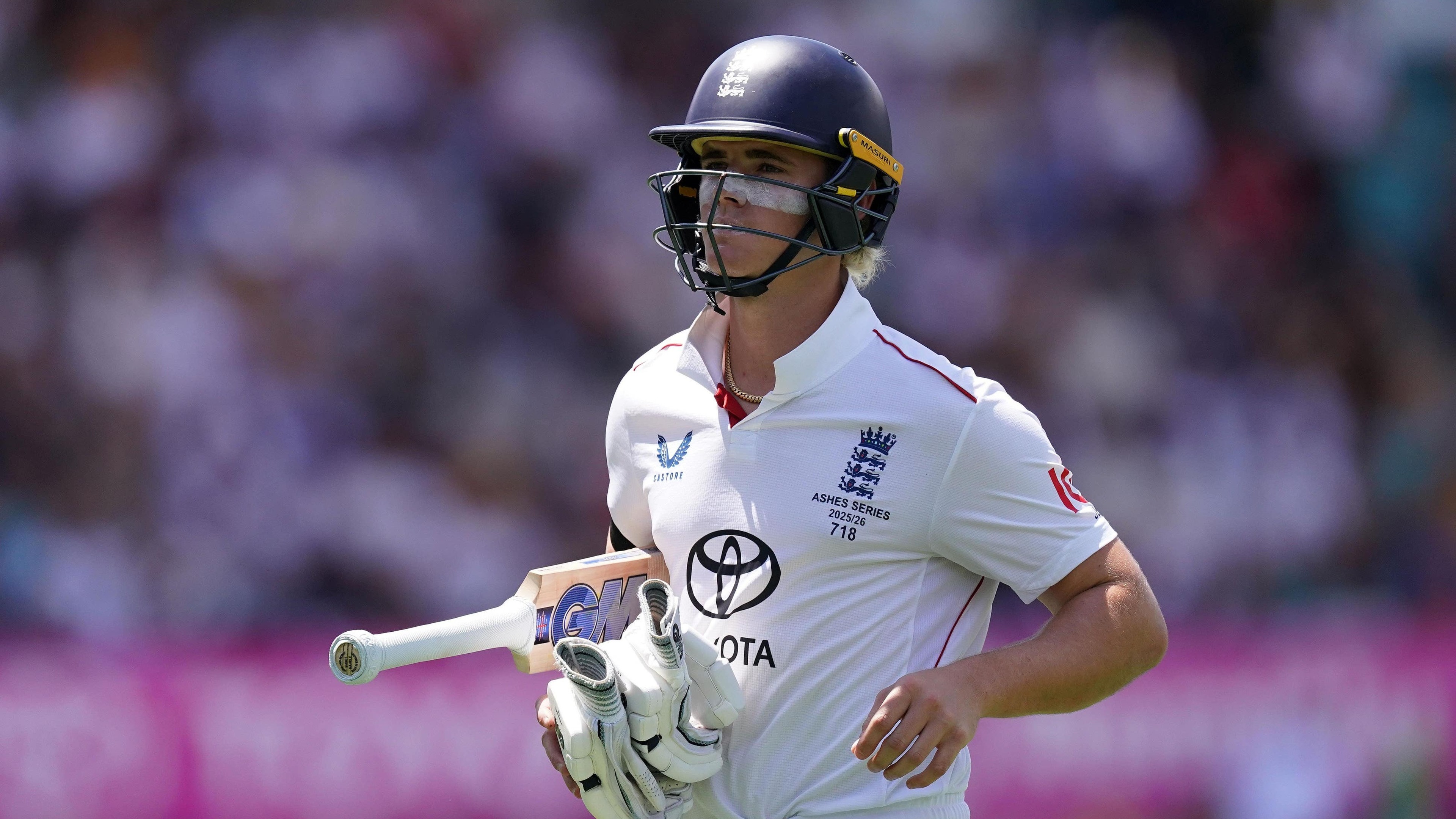 Michael Vaughan urges Jacob Bethell to return to England after injury scare