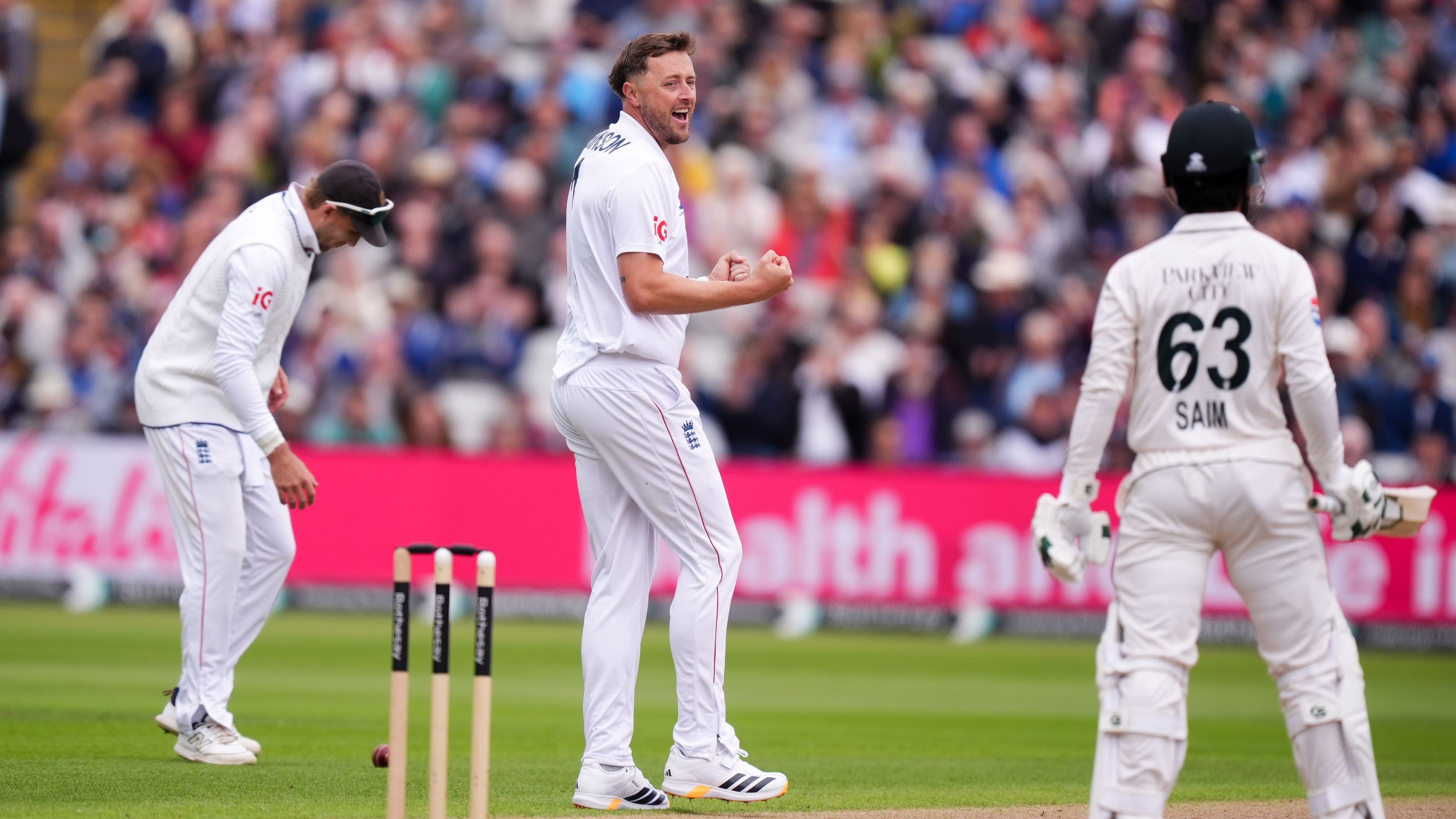 England dismiss Pakistan for 133 on day one at Edgbaston