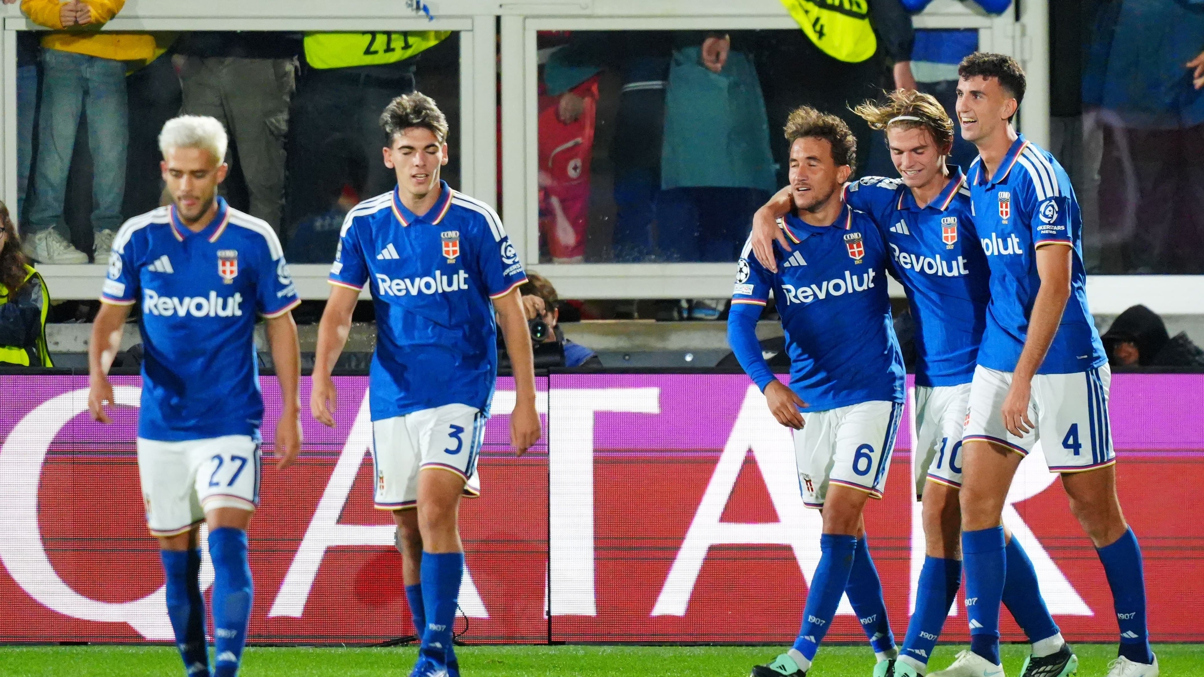 Nico Paz at the double as minnows Como stun Manchester United