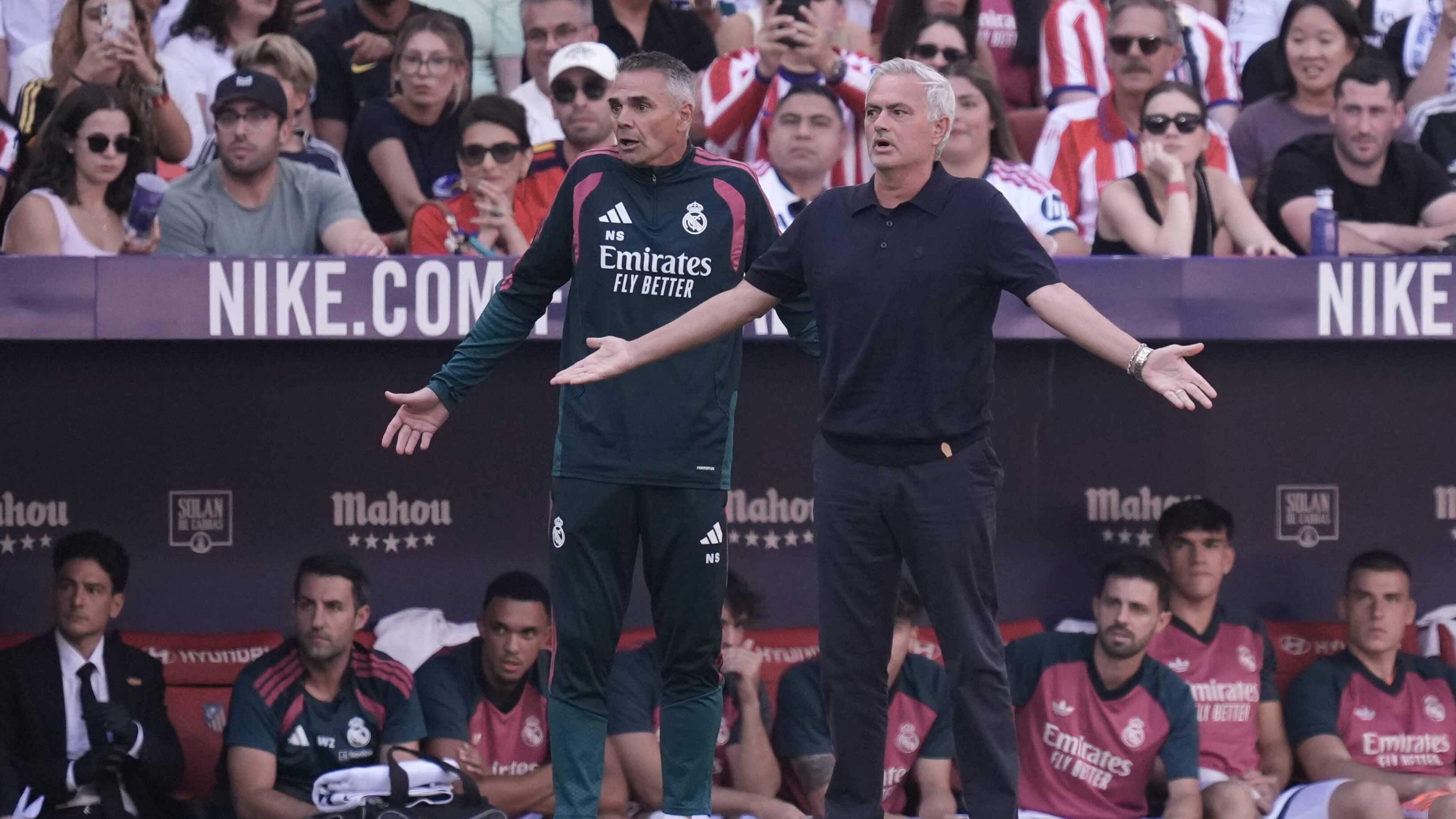 Mourinho shows screenshots of alleged red-card incidents after Real Madrid derby loss