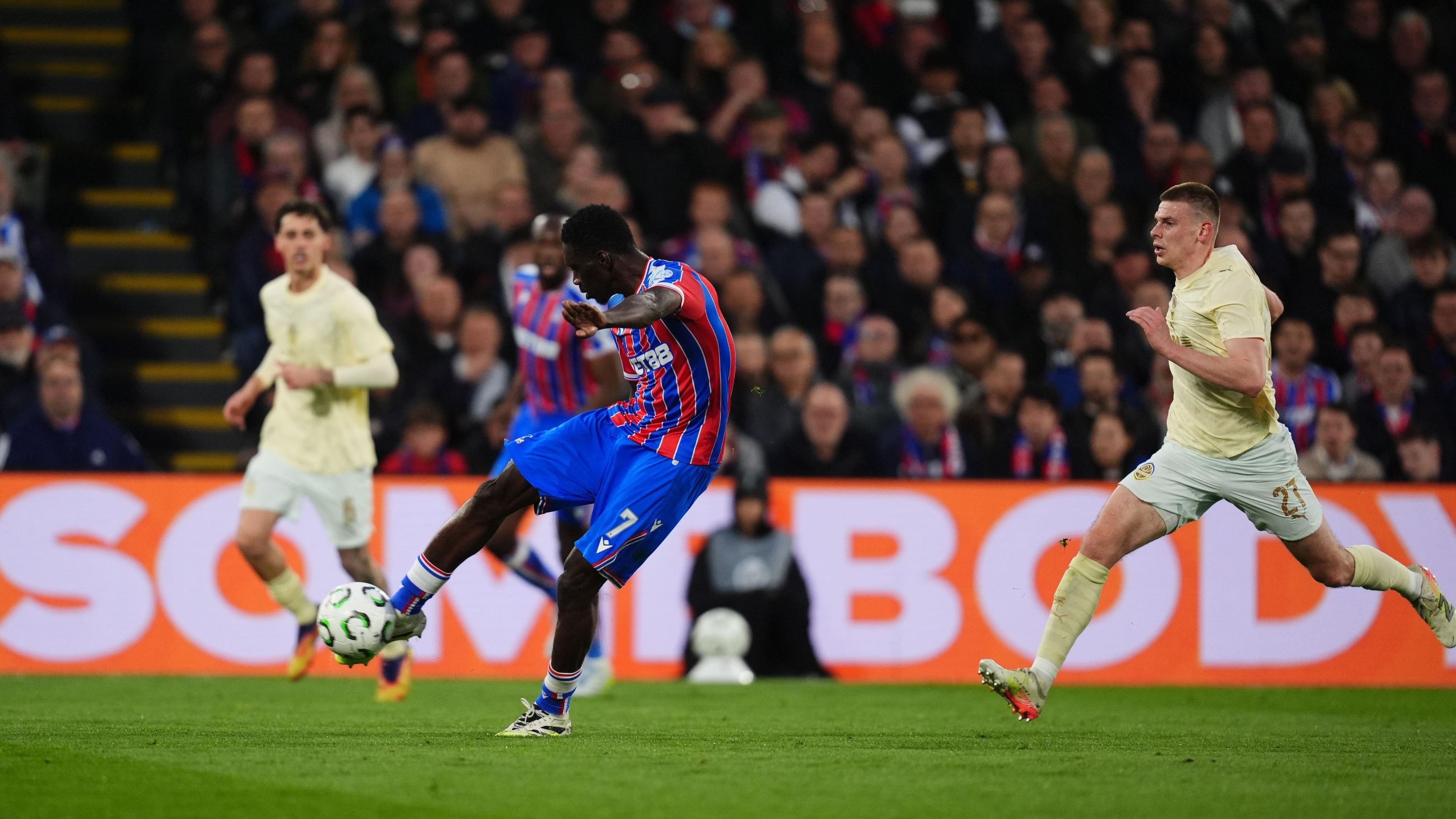 Ismaila Sarr strikes again as Crystal Palace reach Conference League final