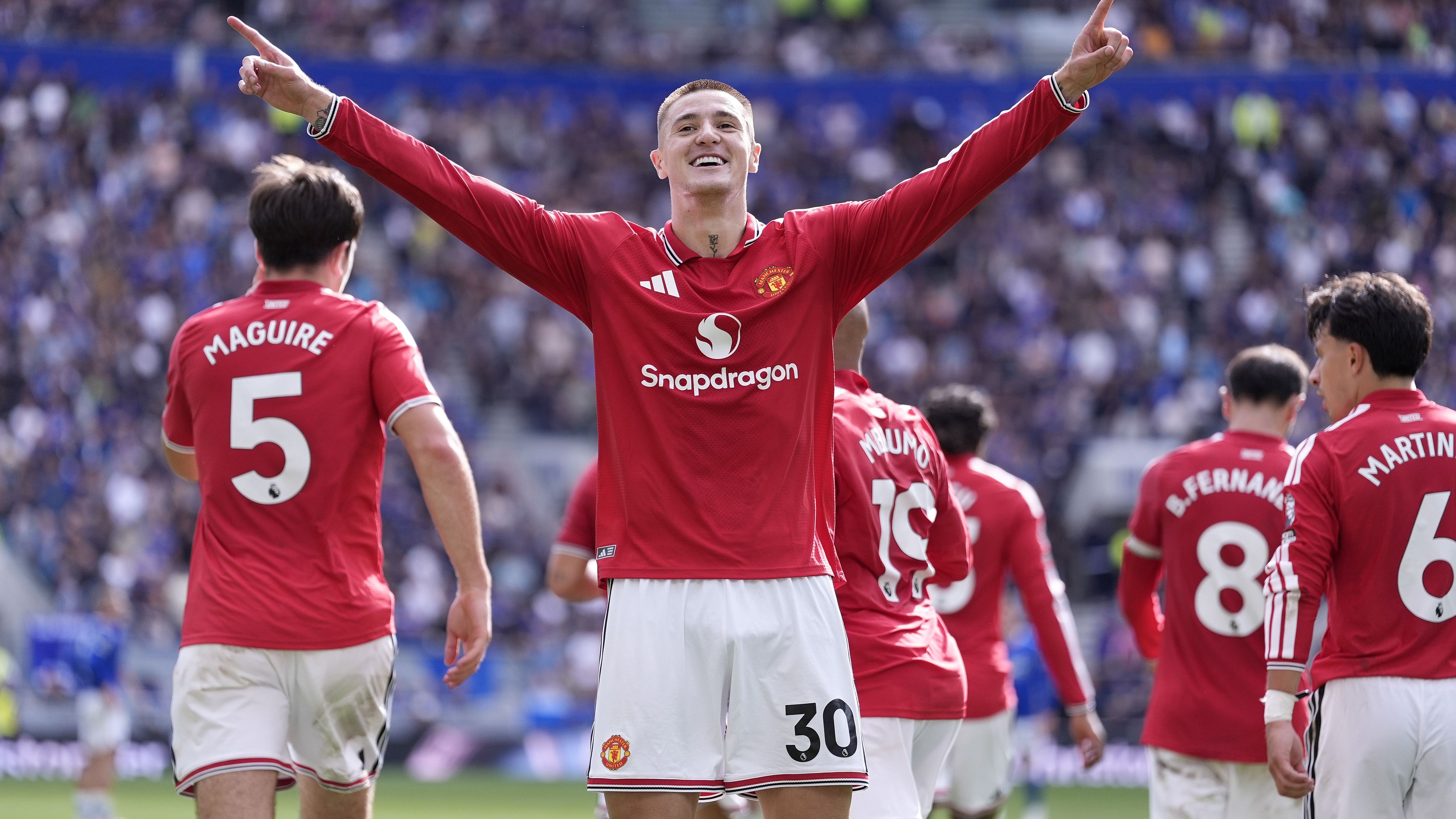 Benjamin Sesko in ‘perfect’ place at Man Utd after overcoming shin issue