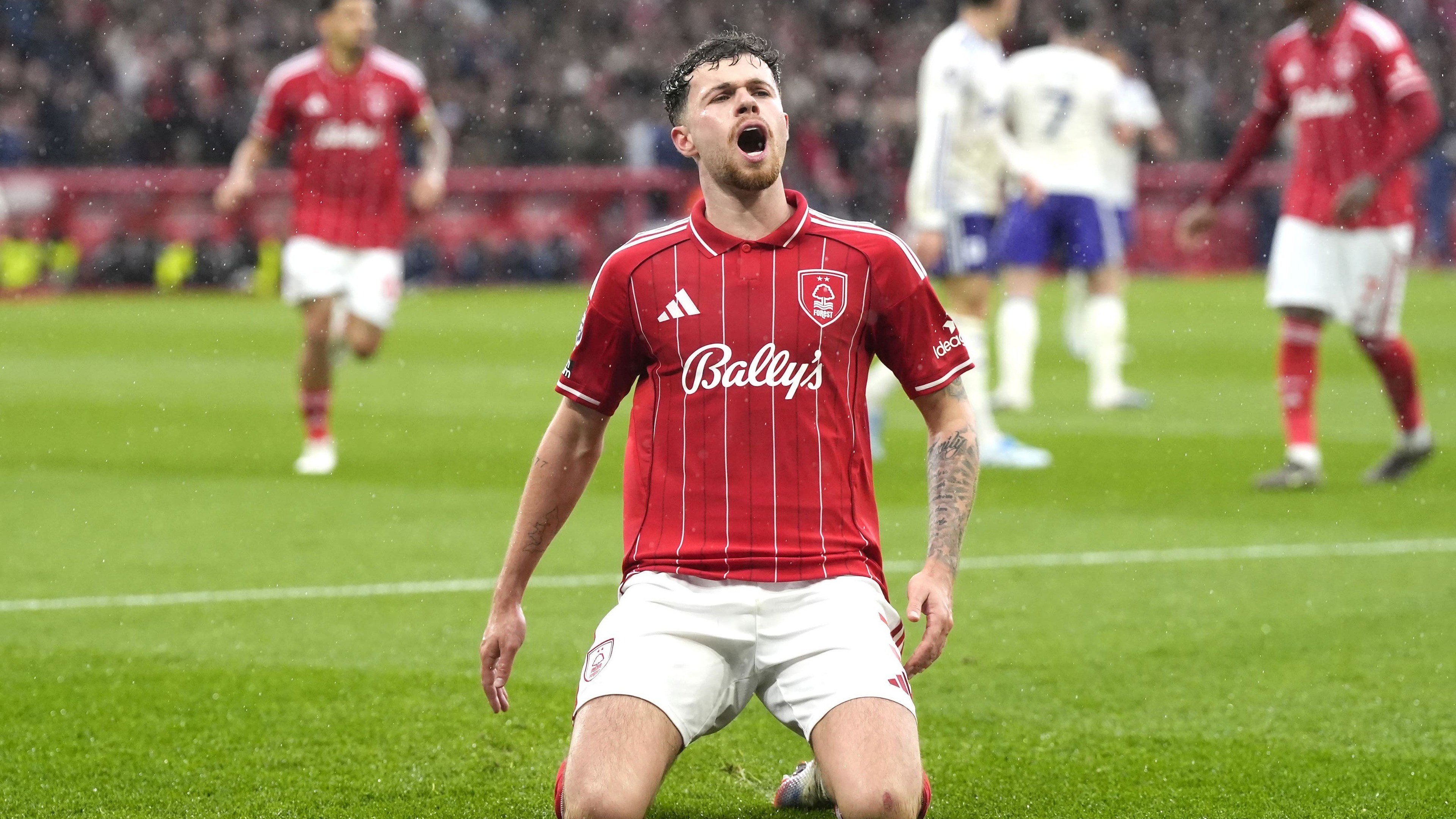 Nottingham Forest take valuable point in battle to beat the drop