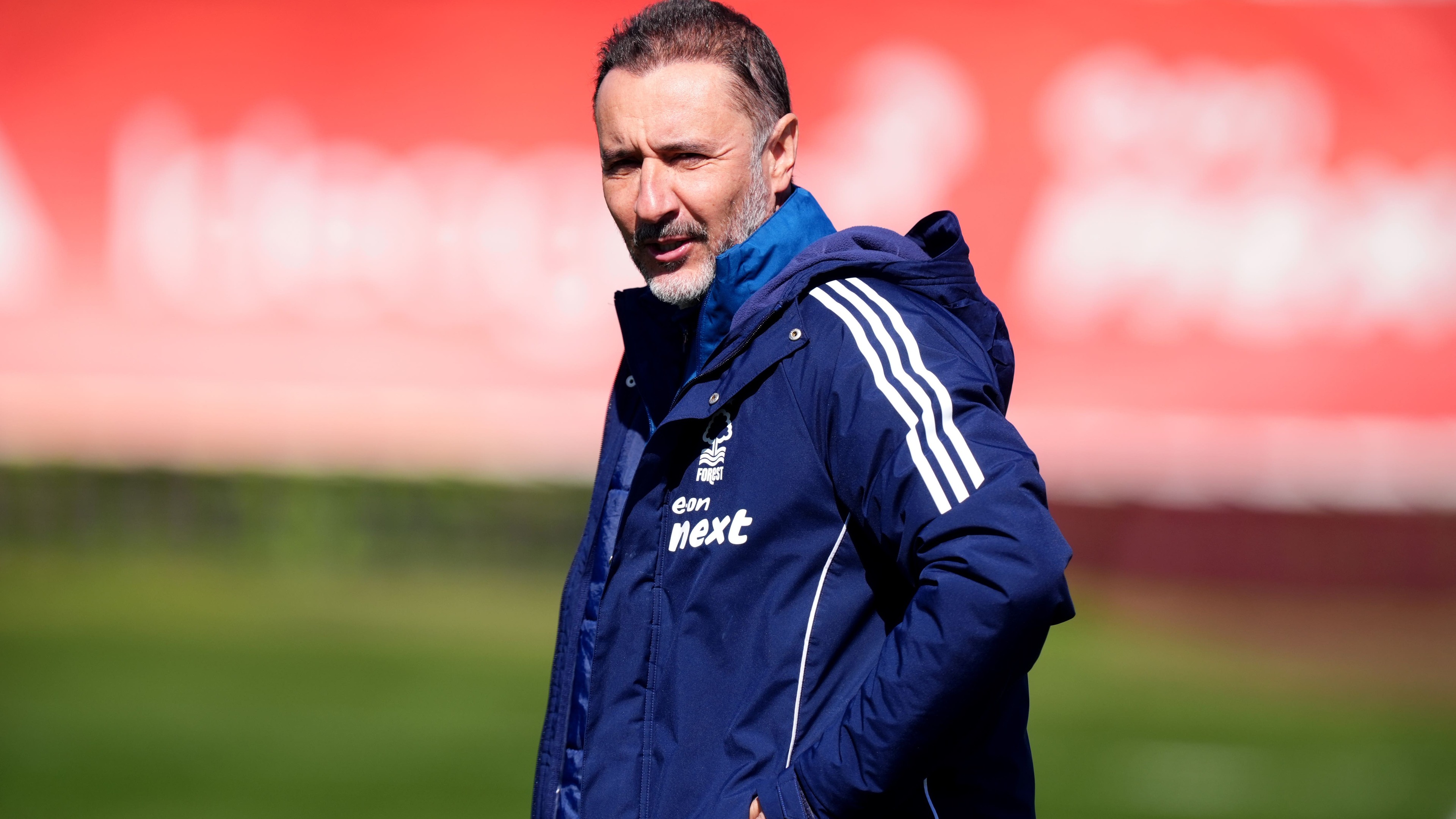 Nottingham Forest boss Vitor Pereira set to leave amid Oliver Glasner reports