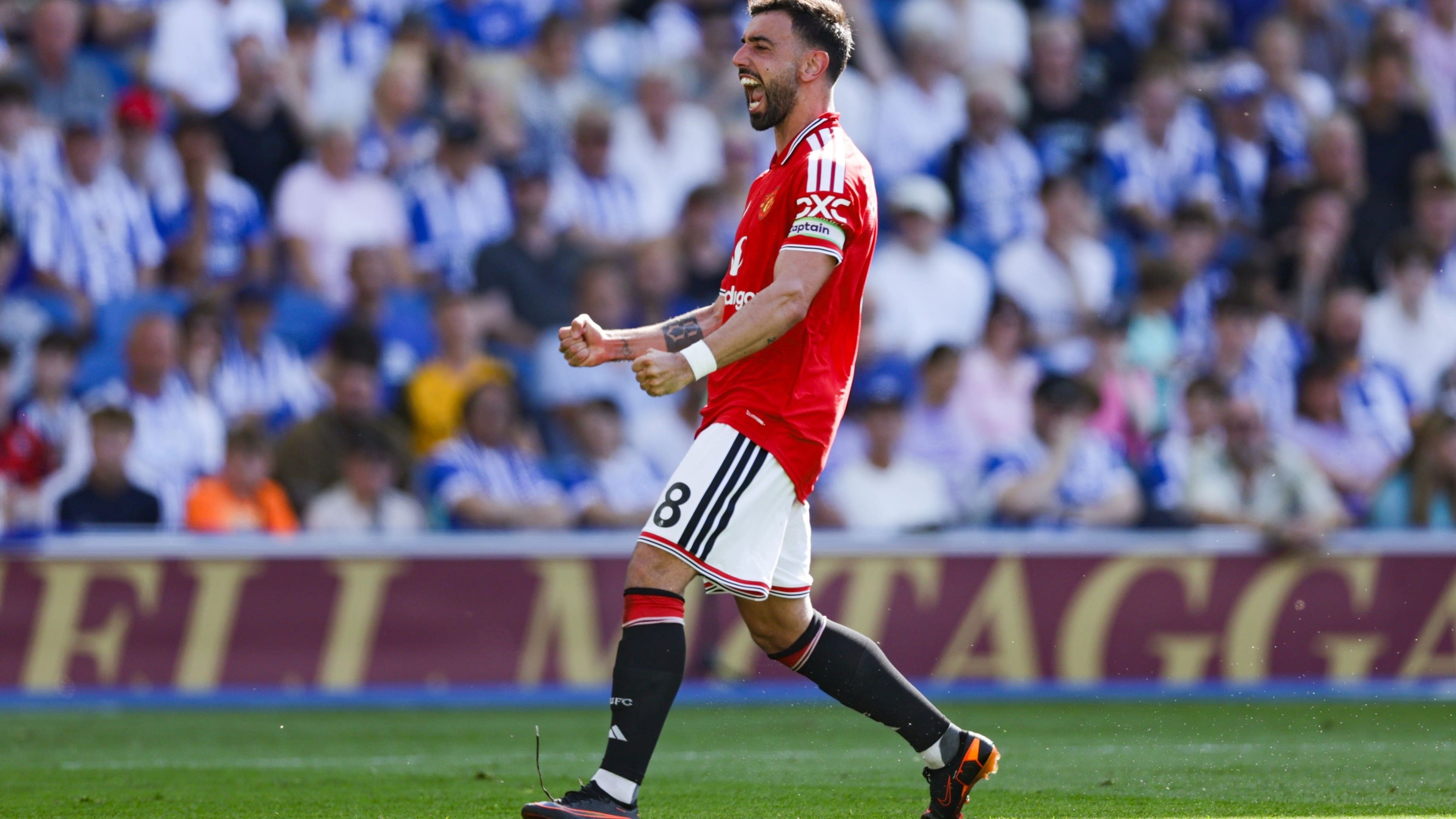 Bruno Fernandes helps Manchester United beat Brighton and send them to Conference League