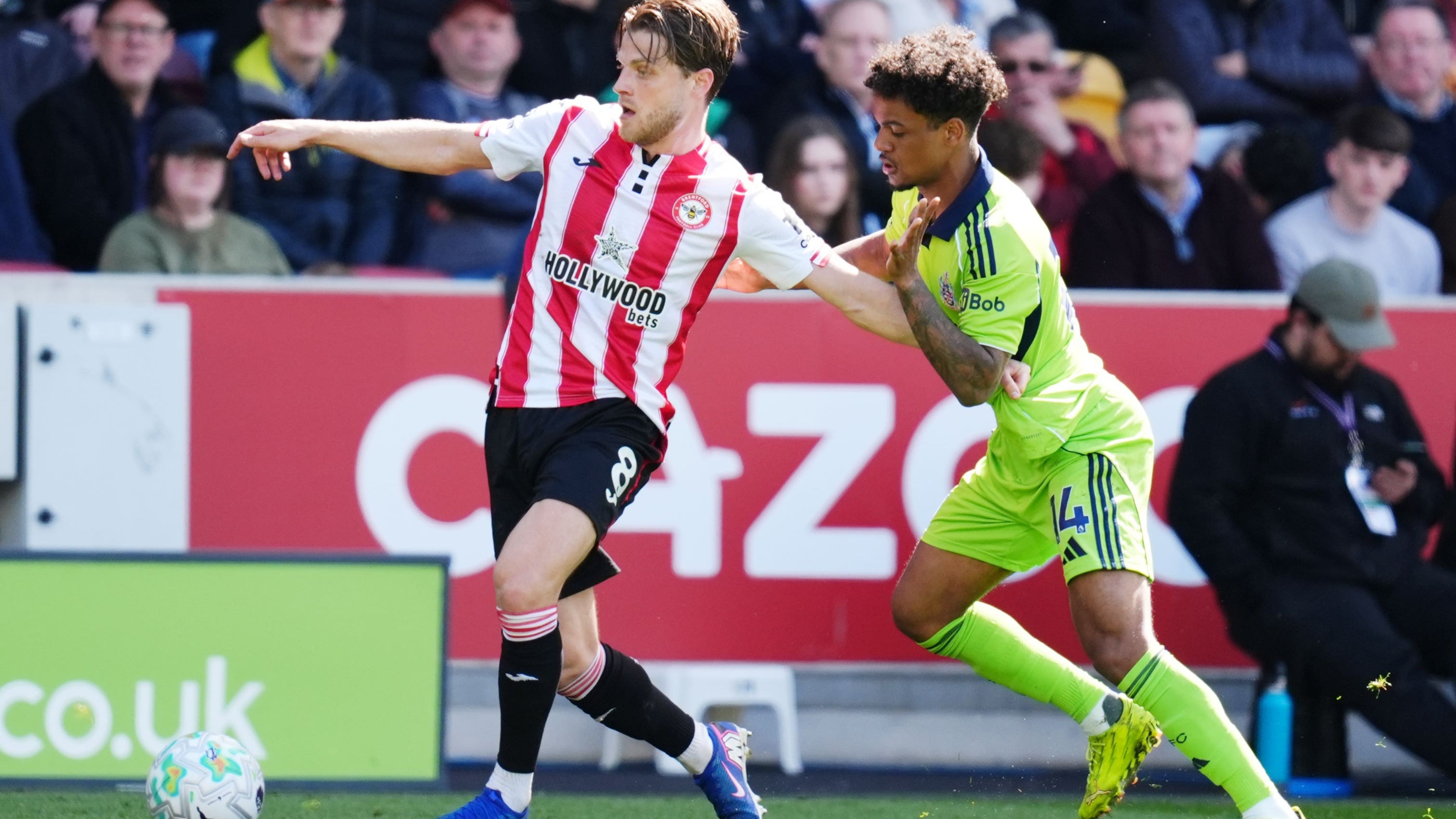 Brentford miss chance to break into top six as Fulham force goalless draw