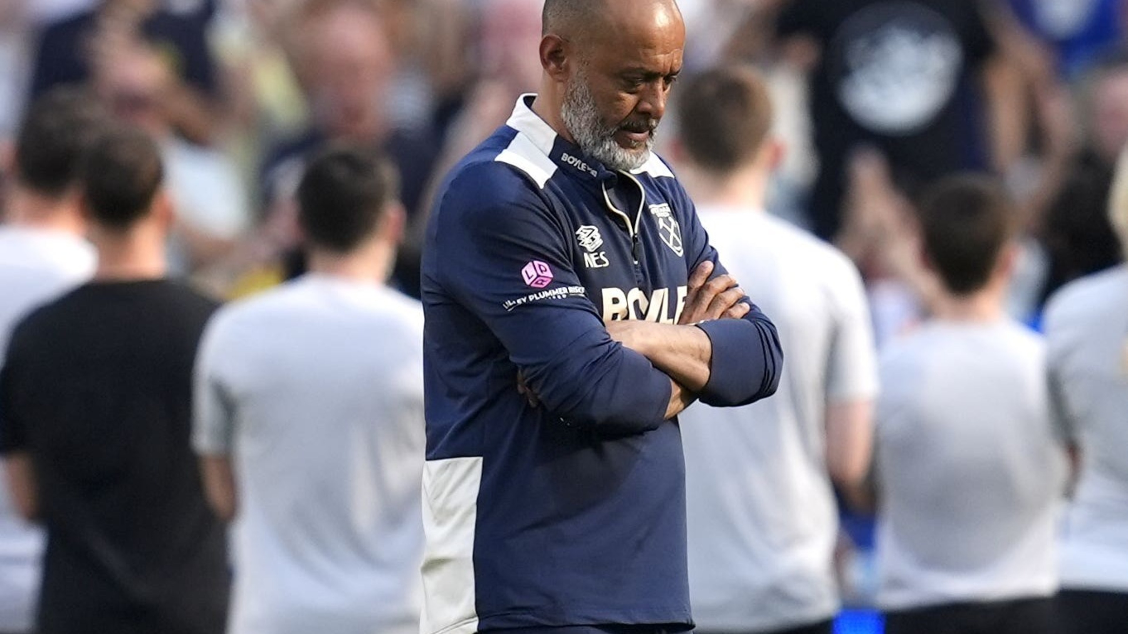 Nuno Espírito Santo apologises to West Ham fans after relegation