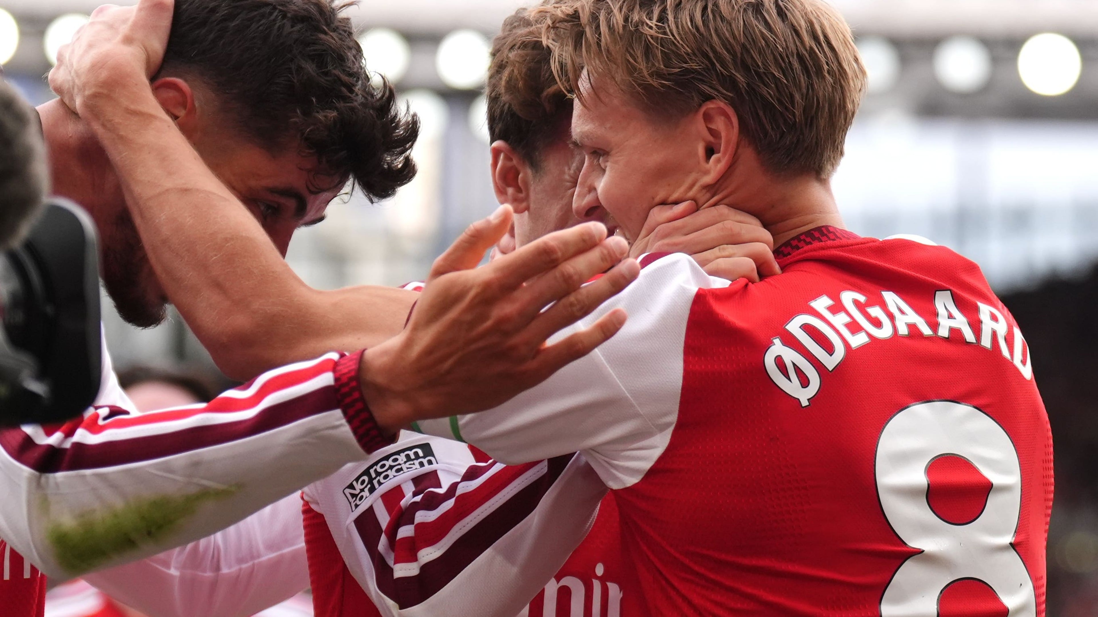 Arsenal come from behind to claim London derby honours against Chelsea
