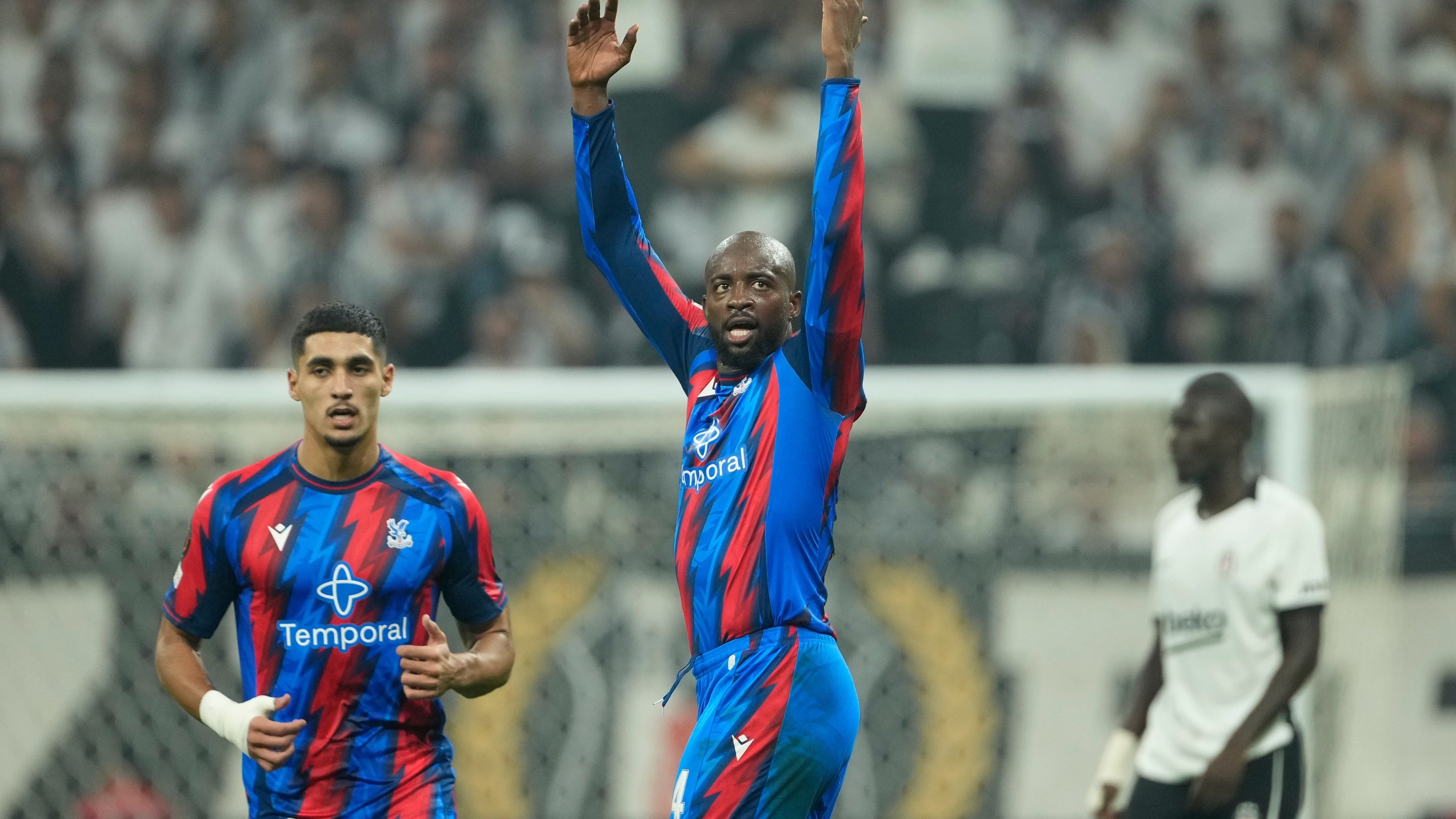 Crystal Palace made to settle for draw against 10-man Besiktas