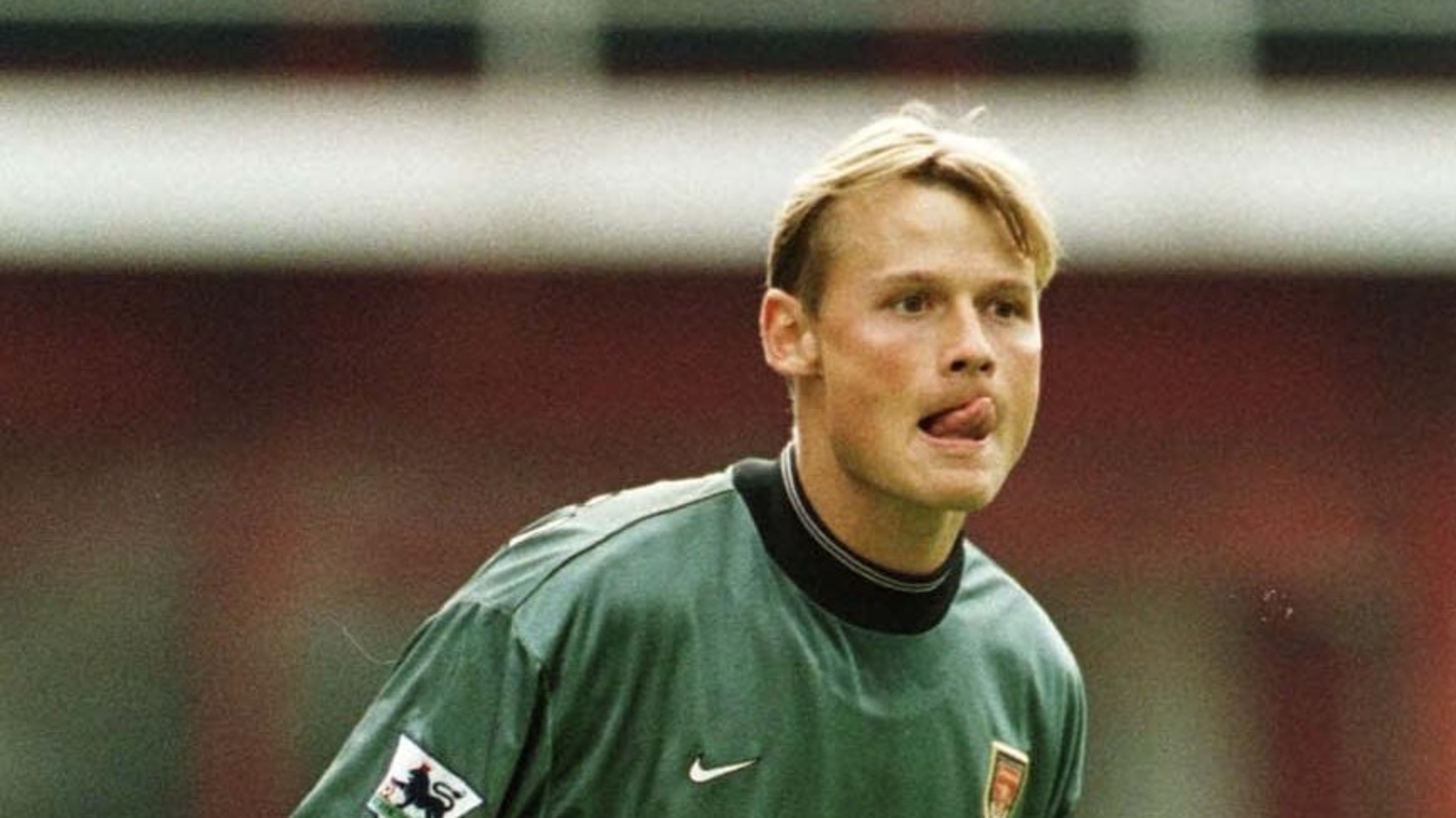 Former Arsenal goalkeeper Alex Manninger killed in road accident, aged 48