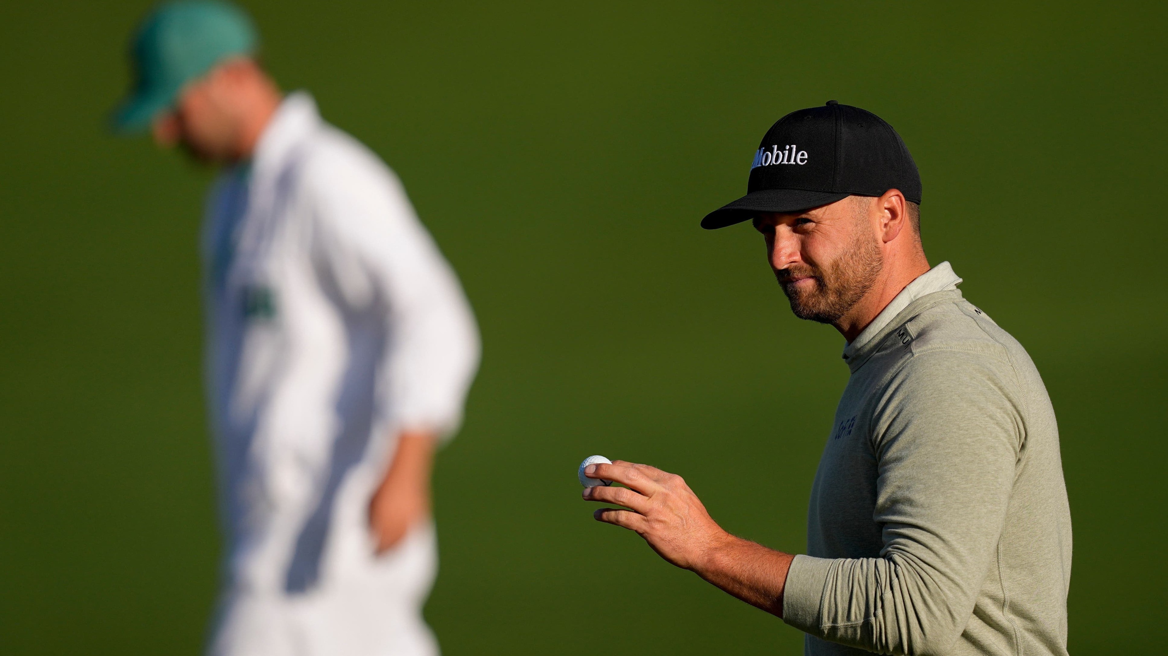 Wyndham Clark makes early move on second day of Masters