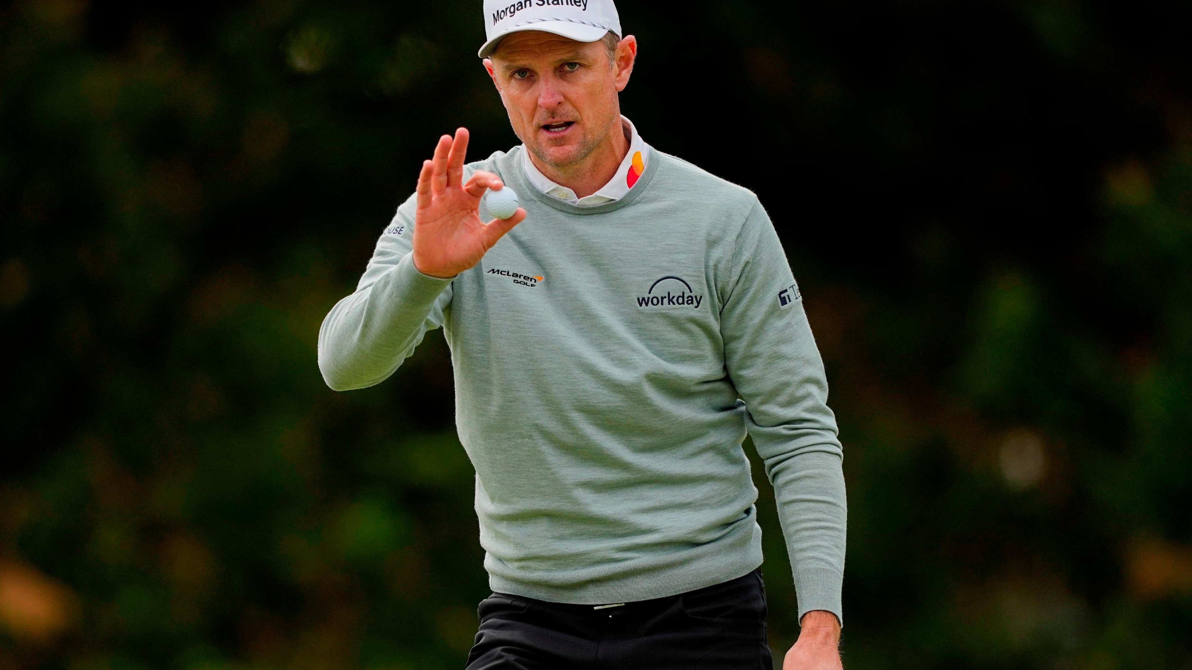 Justin Rose starts strongly before Rory McIlroy begins bid to close on leaders