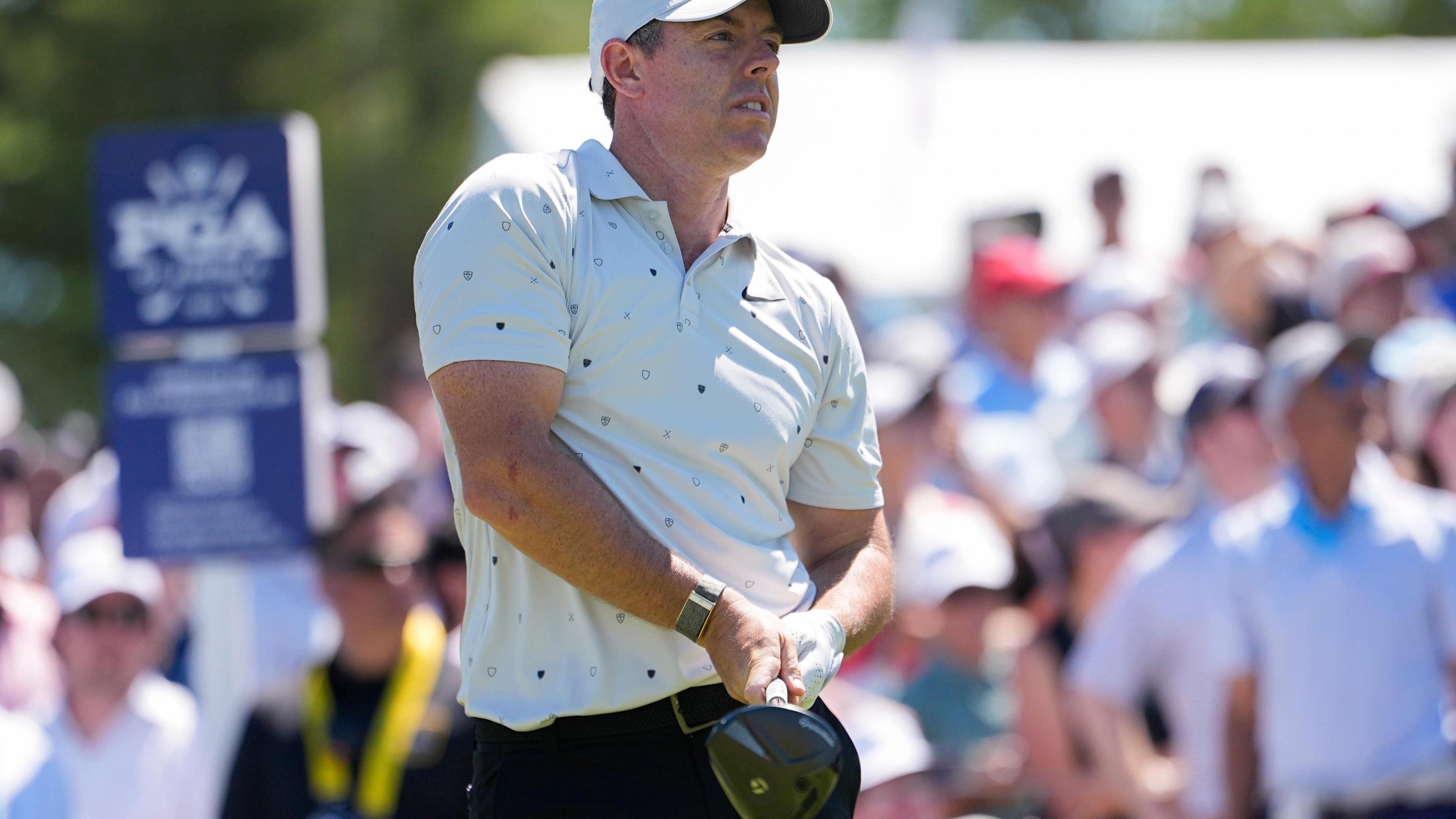 Smalley leads as McIlroy and Rahm among players within striking distance at US PGA Championship