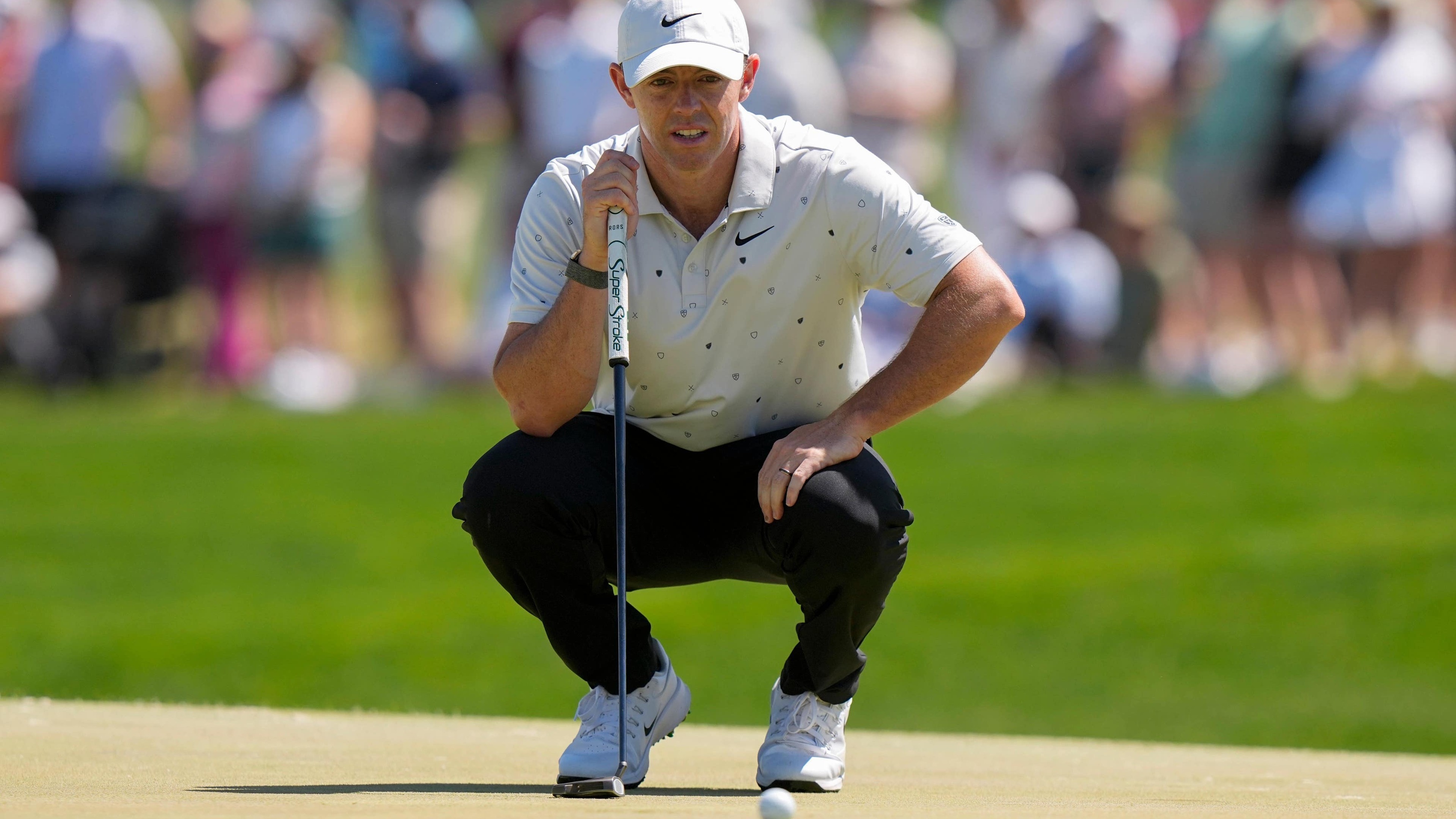 Rory McIlroy moves close to leaders at US PGA Championship