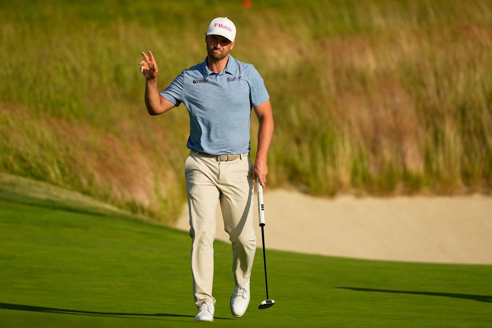 Clark's Eagle Puts USA Four Shots Clear at US Open: Chasing History in Golf's Toughest Championship